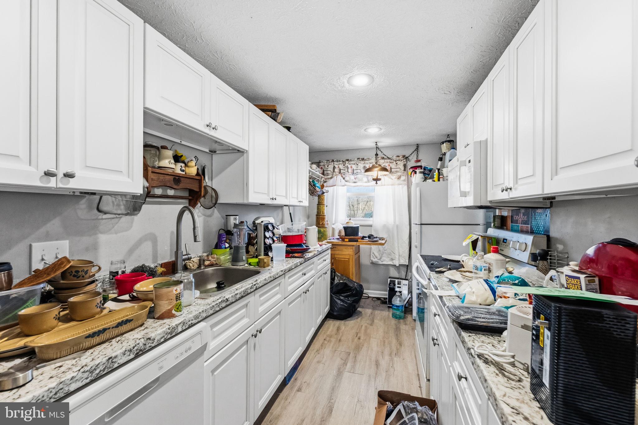 PERRYVILLE - Residential