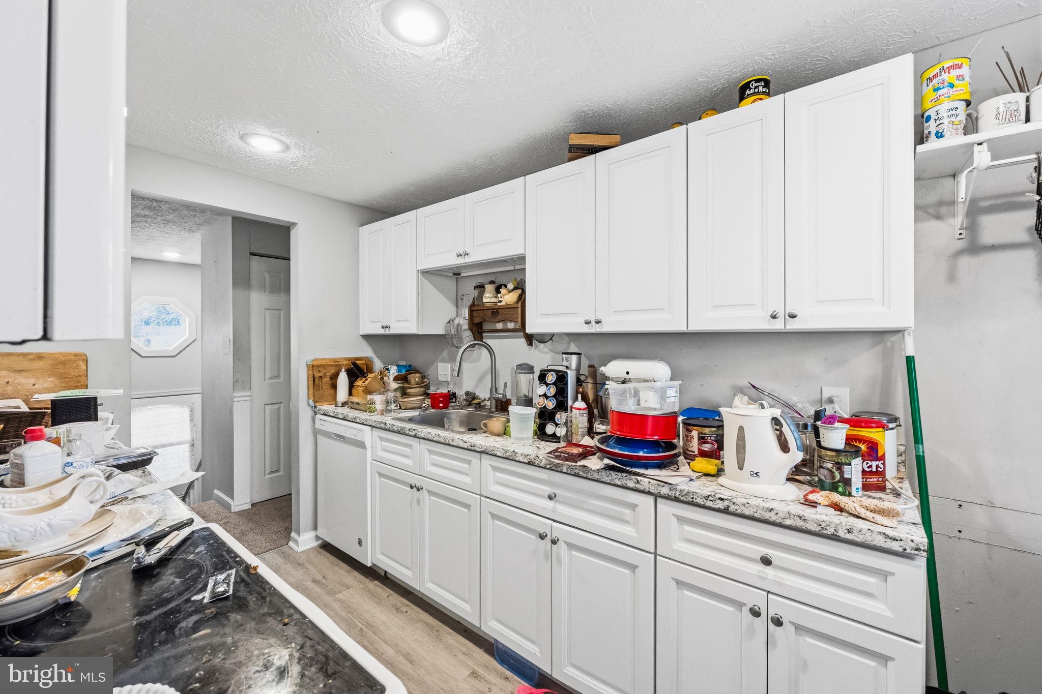 PERRYVILLE - Residential