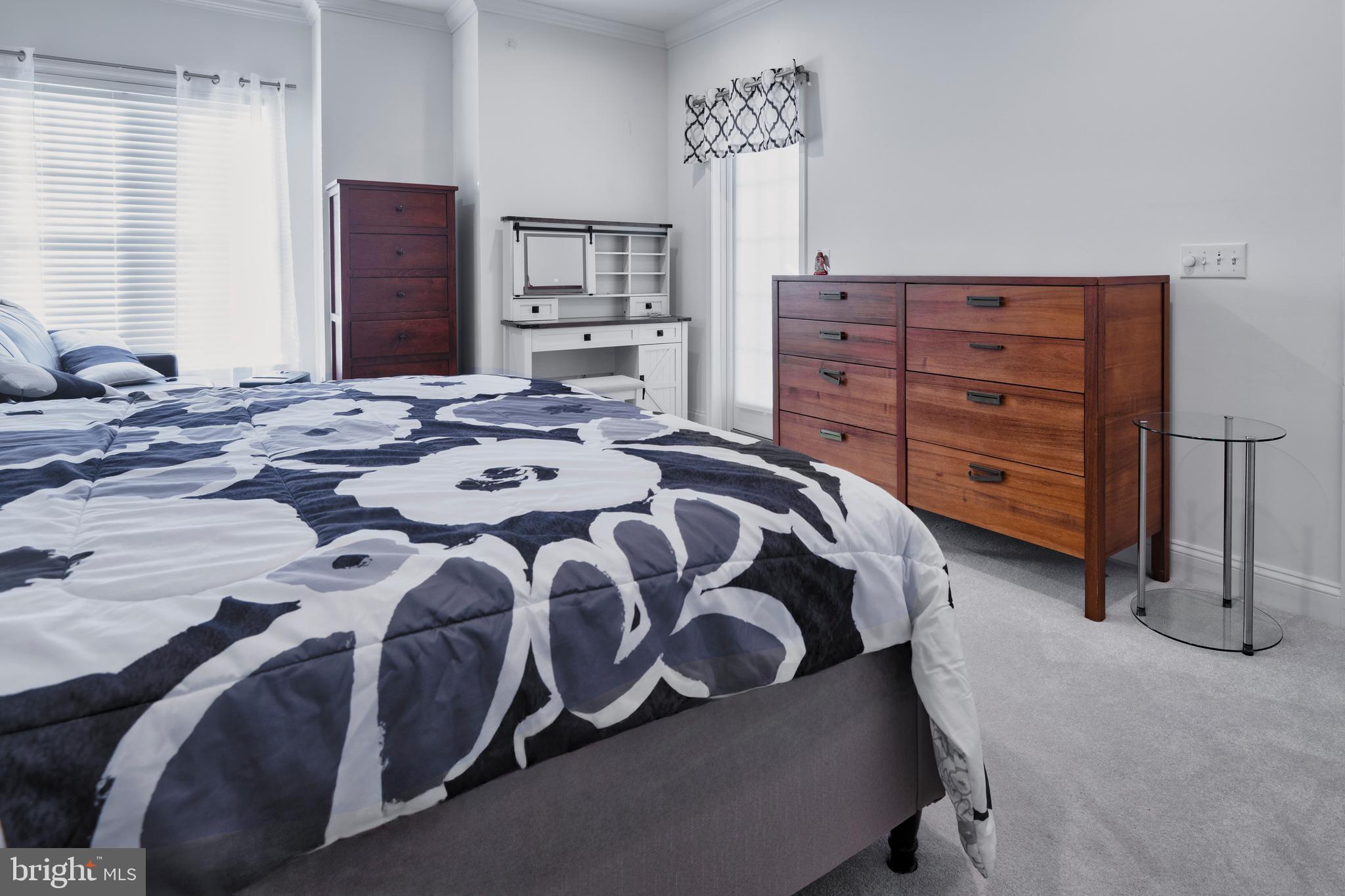 PENINSULA - Residential