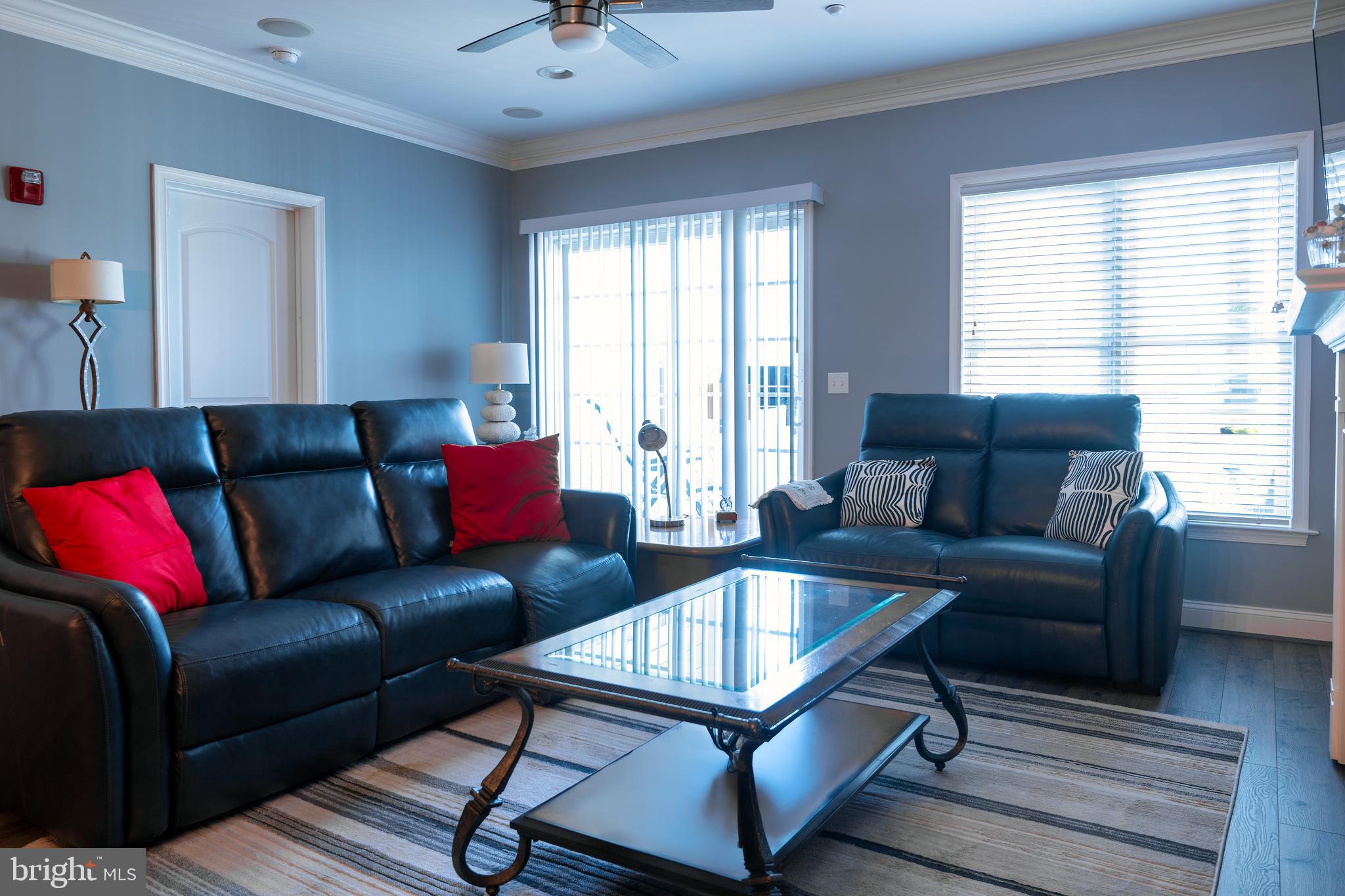 PENINSULA - Residential