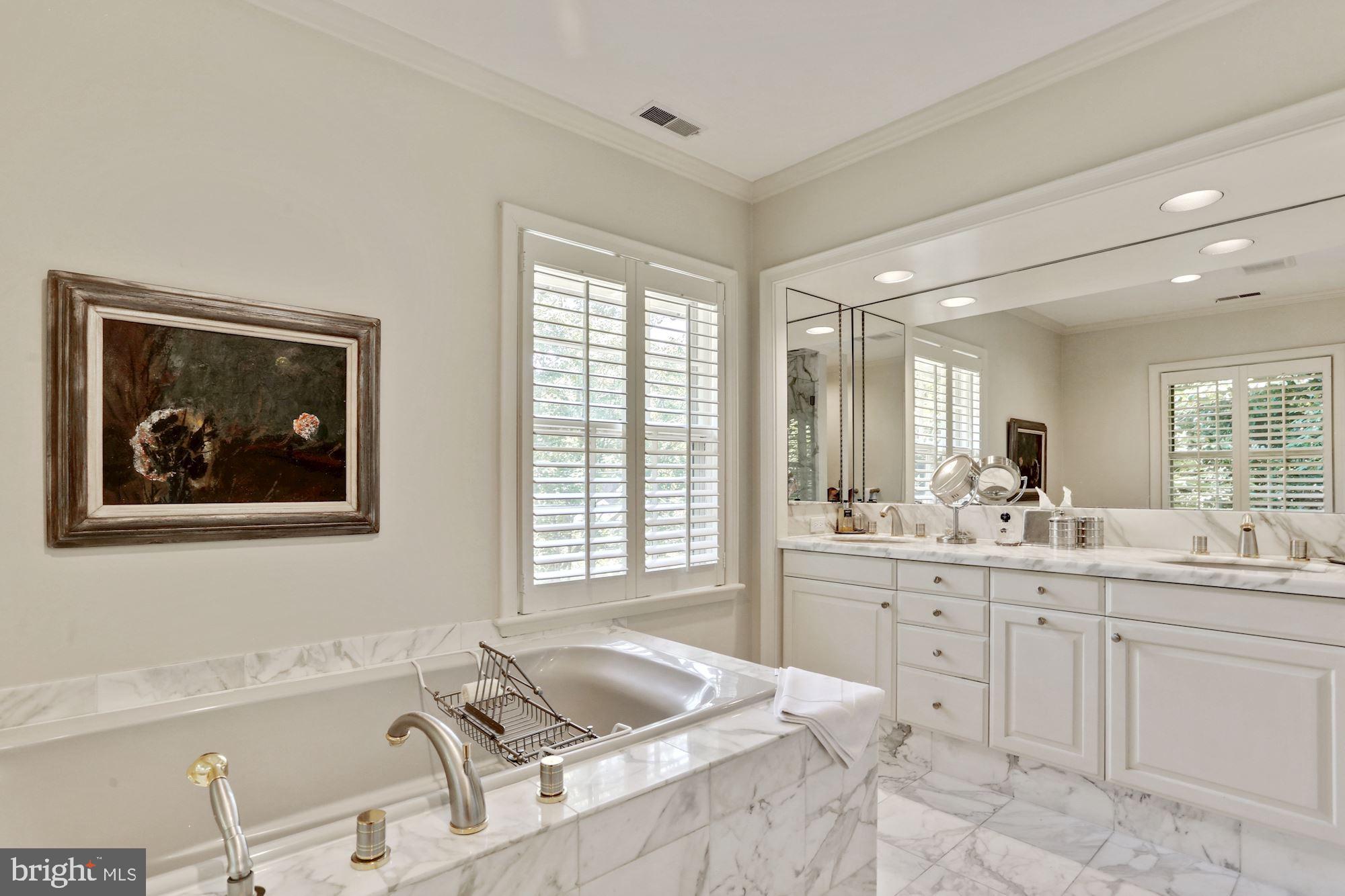 WESLEY HEIGHTS - Residential