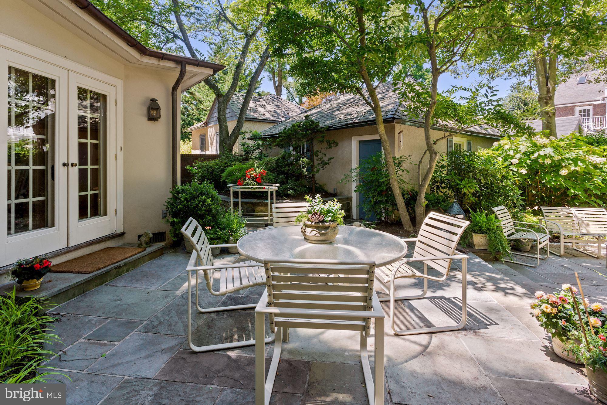 WESLEY HEIGHTS - Residential