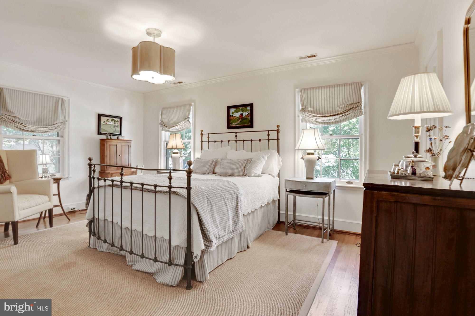 WESLEY HEIGHTS - Residential