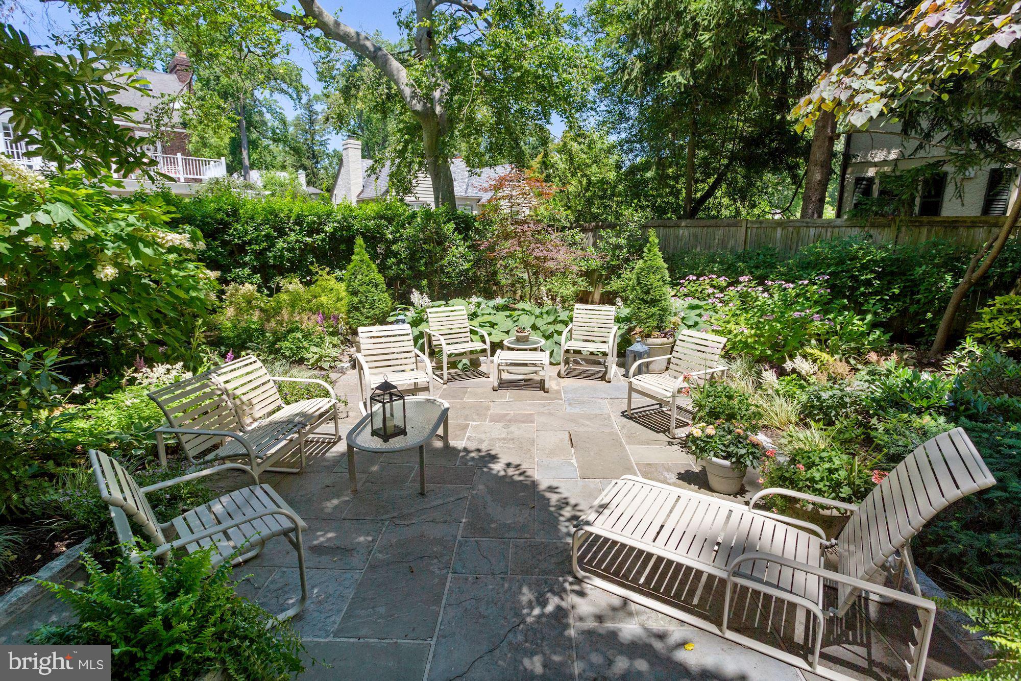 WESLEY HEIGHTS - Residential
