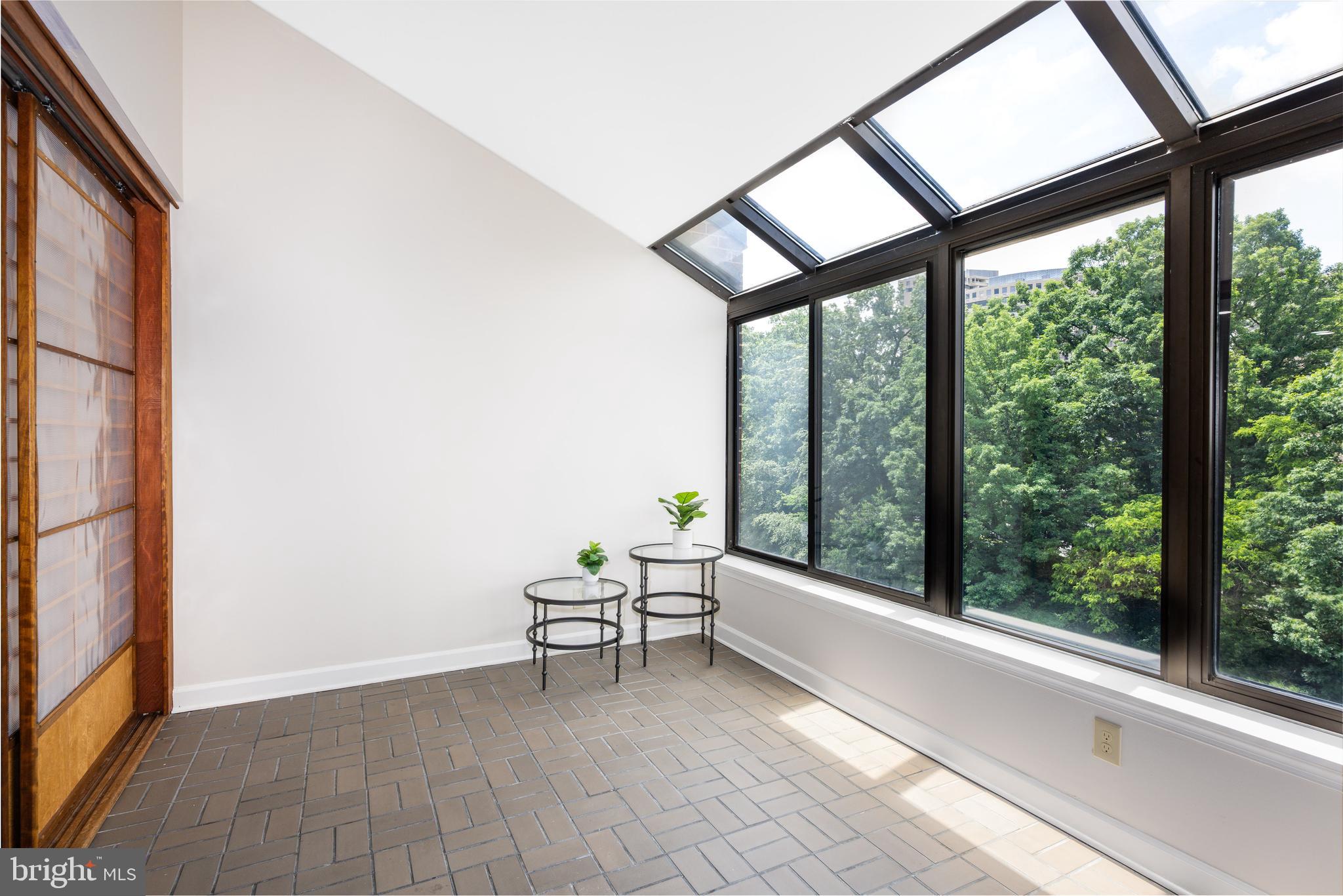 TOWSONGATE - Residential