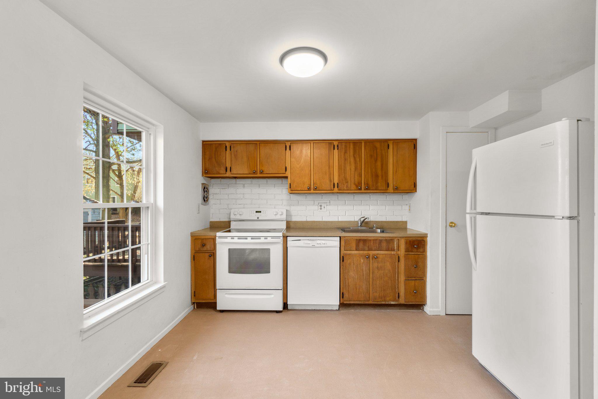 GREENS OF WESTMINSTER - Residential