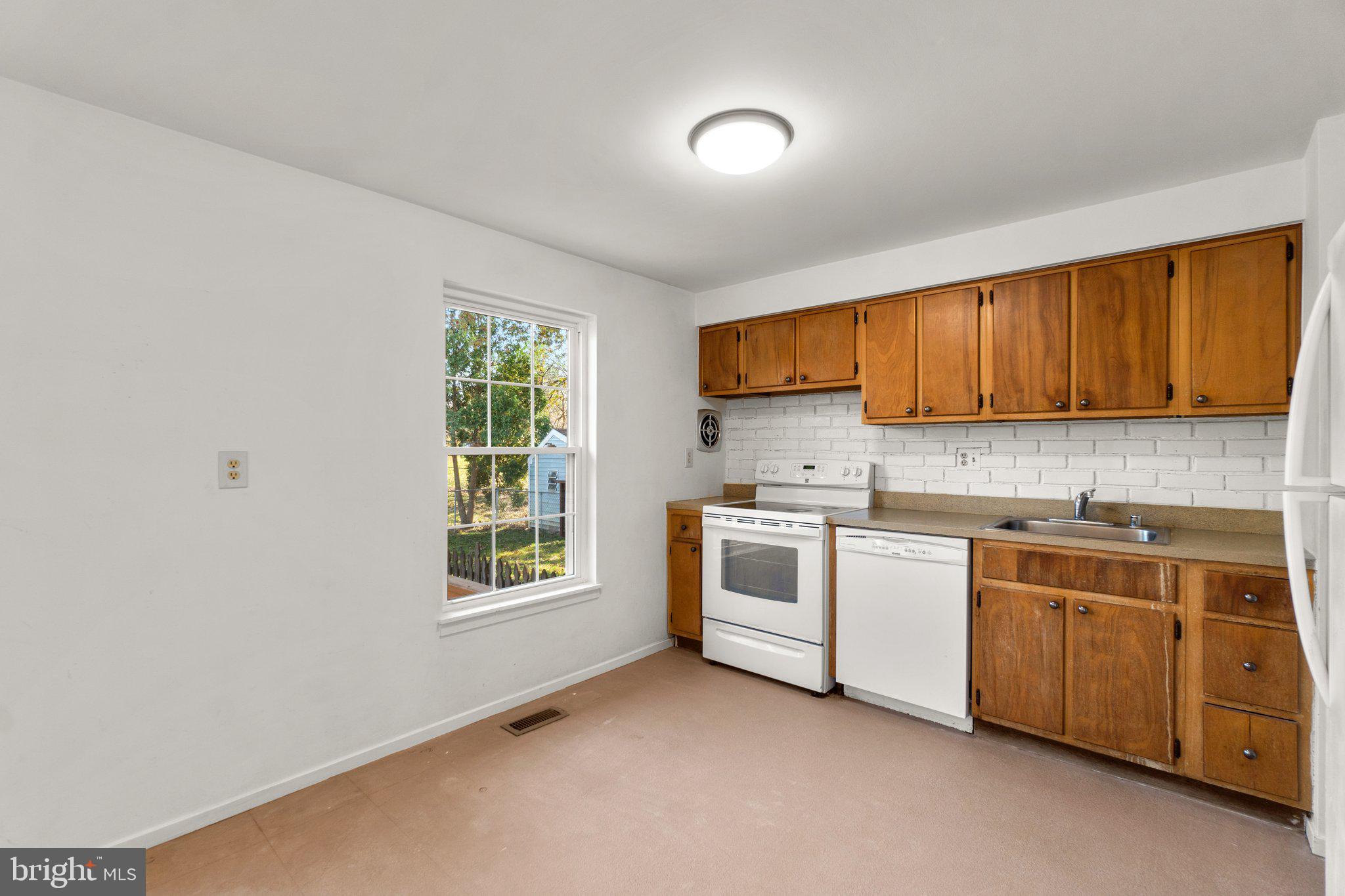 GREENS OF WESTMINSTER - Residential