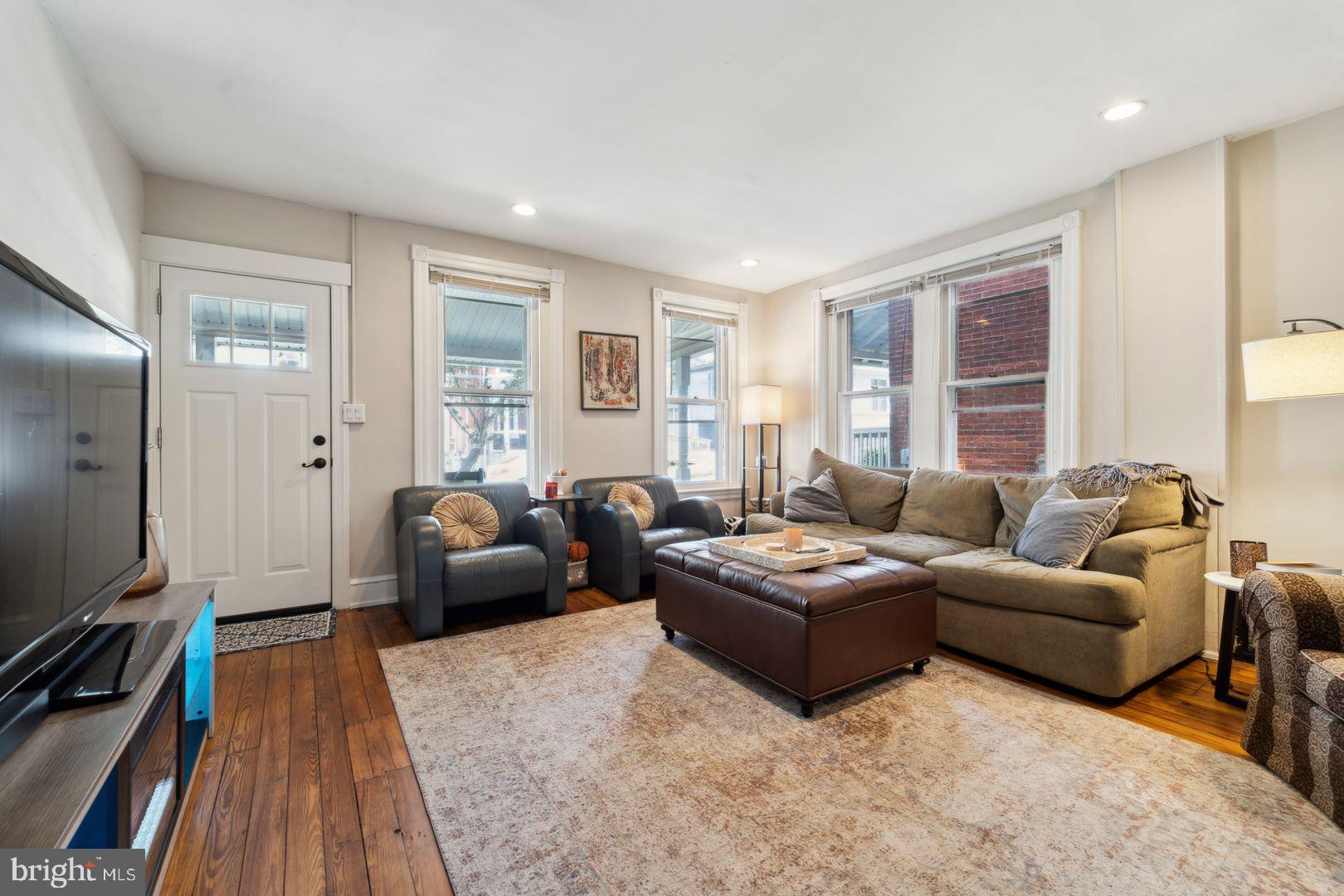 222 N NEW STREET