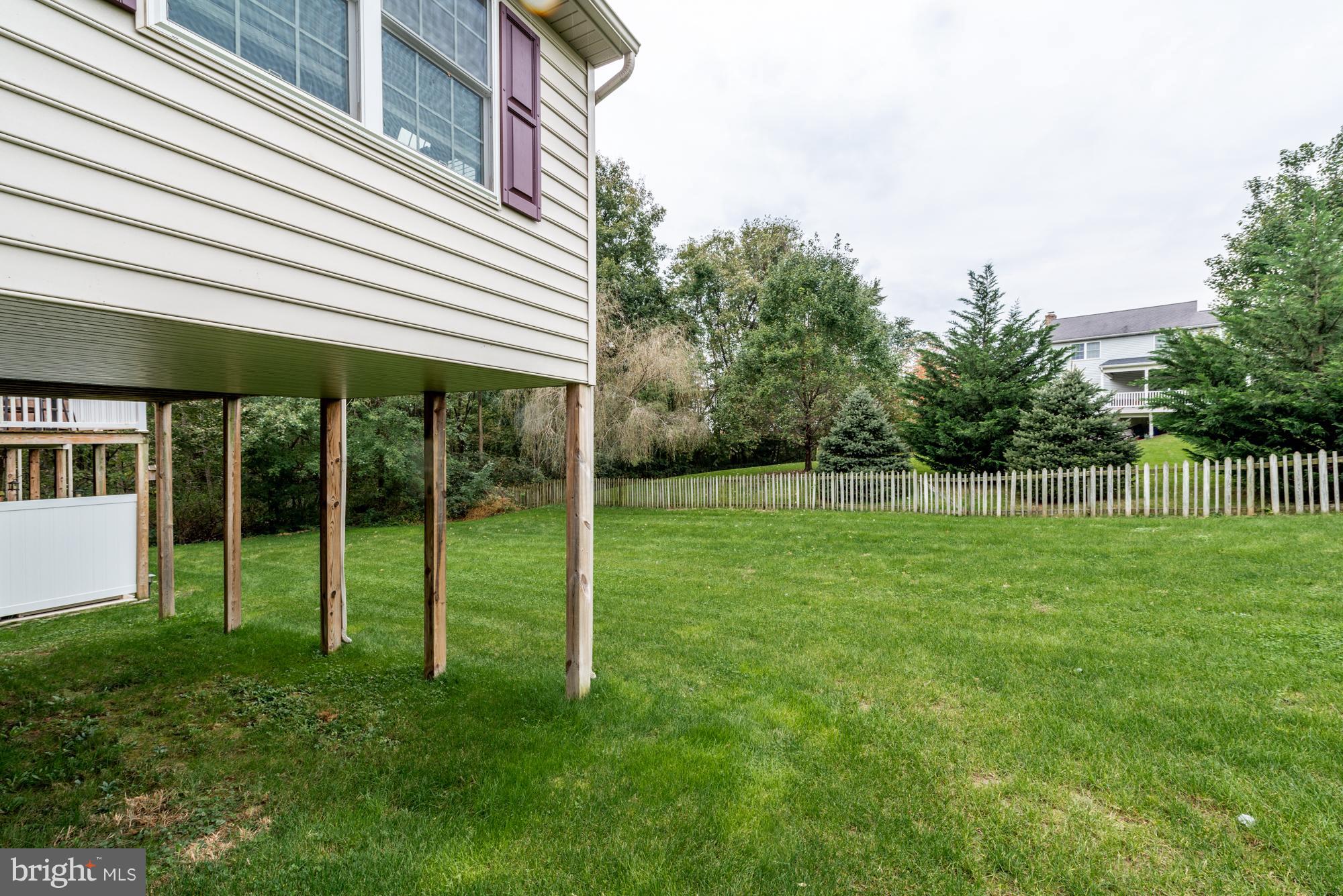 WOODS EDGE OF ELIZABETHTOWN - Residential