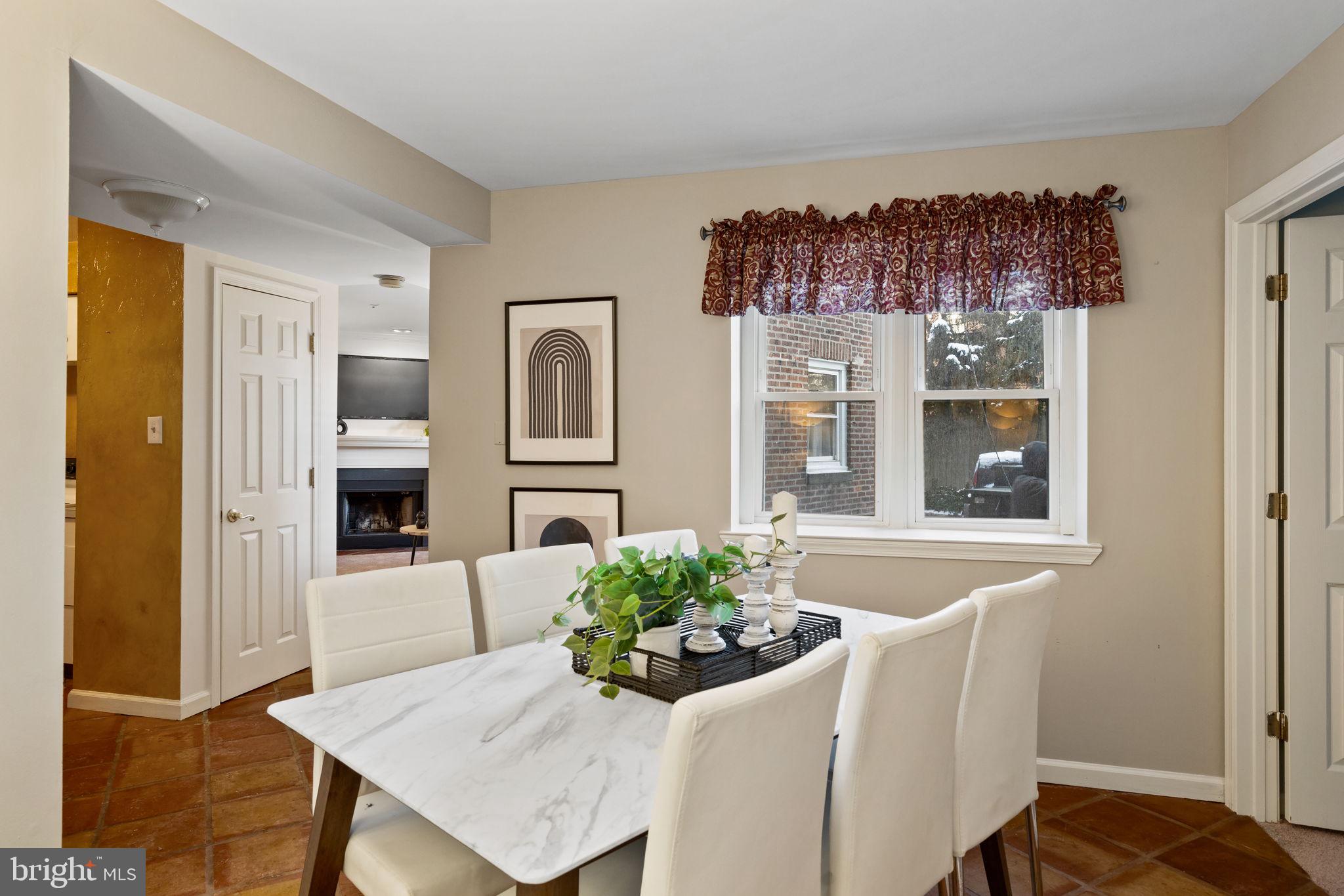 CHURCHILL COURT - Residential