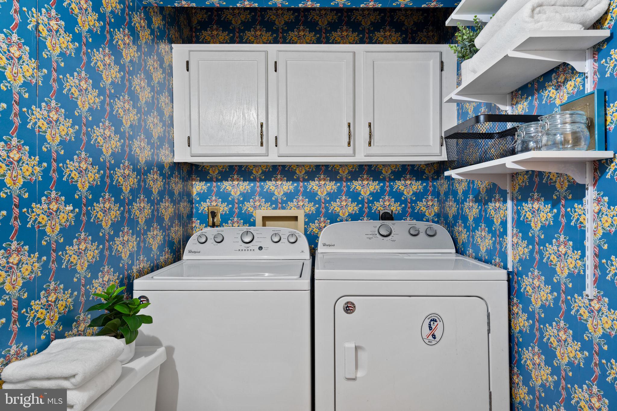 CHURCHILL COURT - Residential