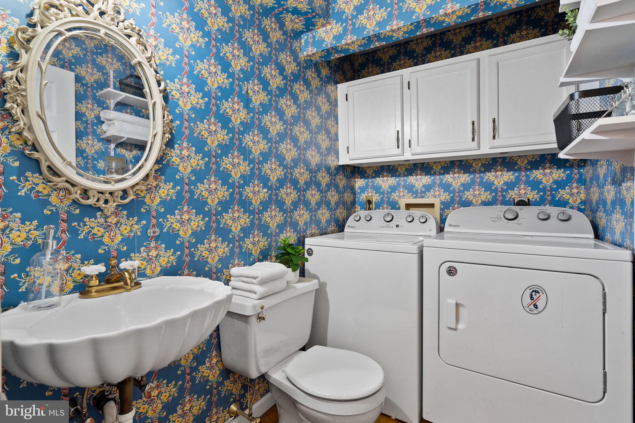 CHURCHILL COURT - Residential