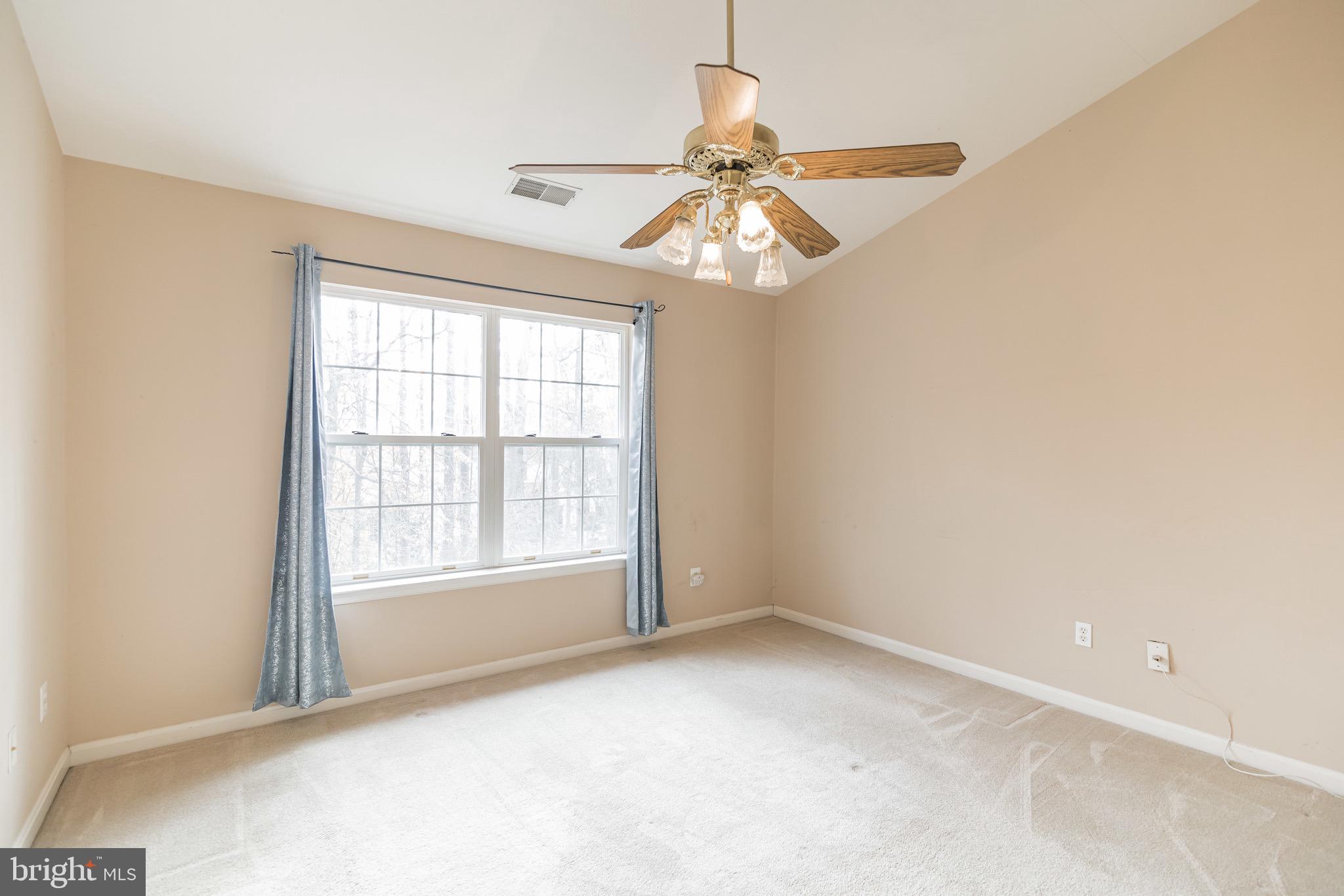 RIDGEFIELD VILLAGE - Residential