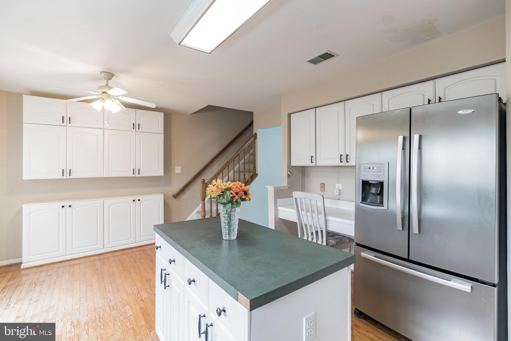 RIDGEFIELD VILLAGE - Residential