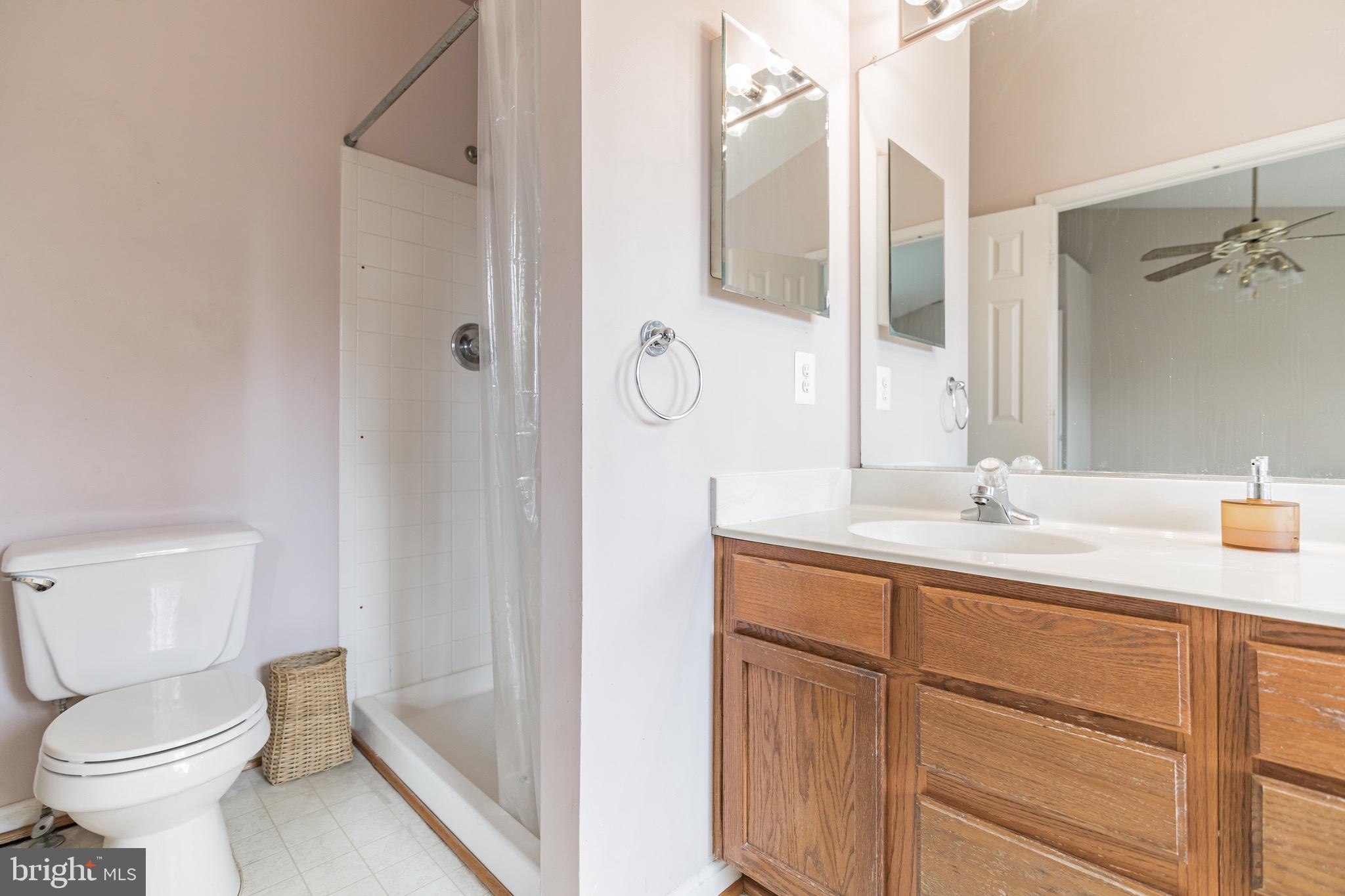 RIDGEFIELD VILLAGE - Residential