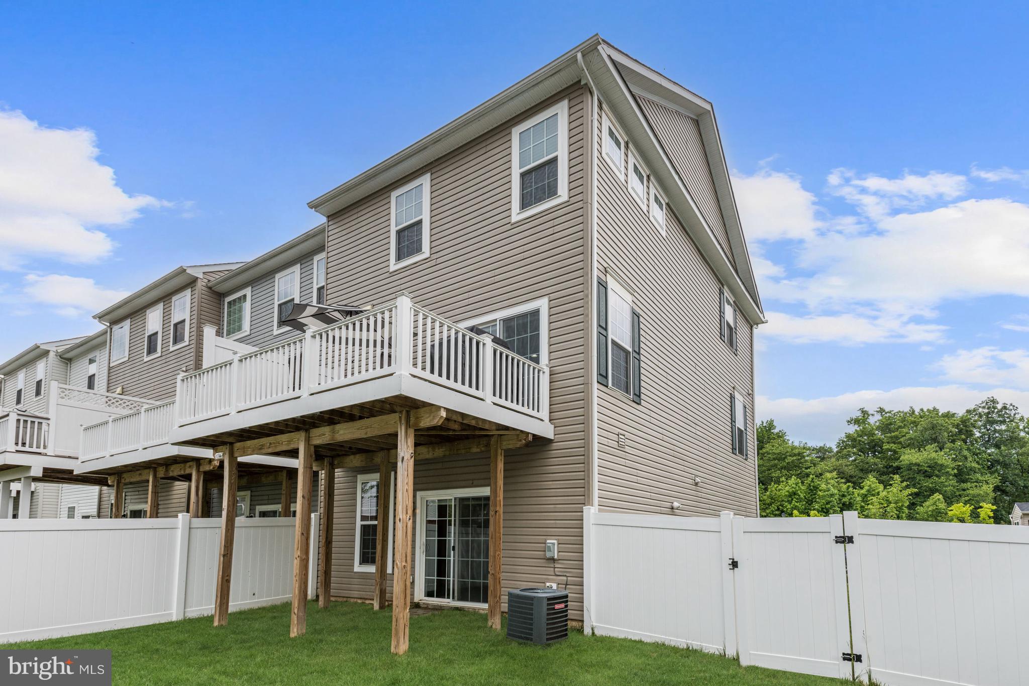 PRESERVE AT WINDLASS RUN - Residential