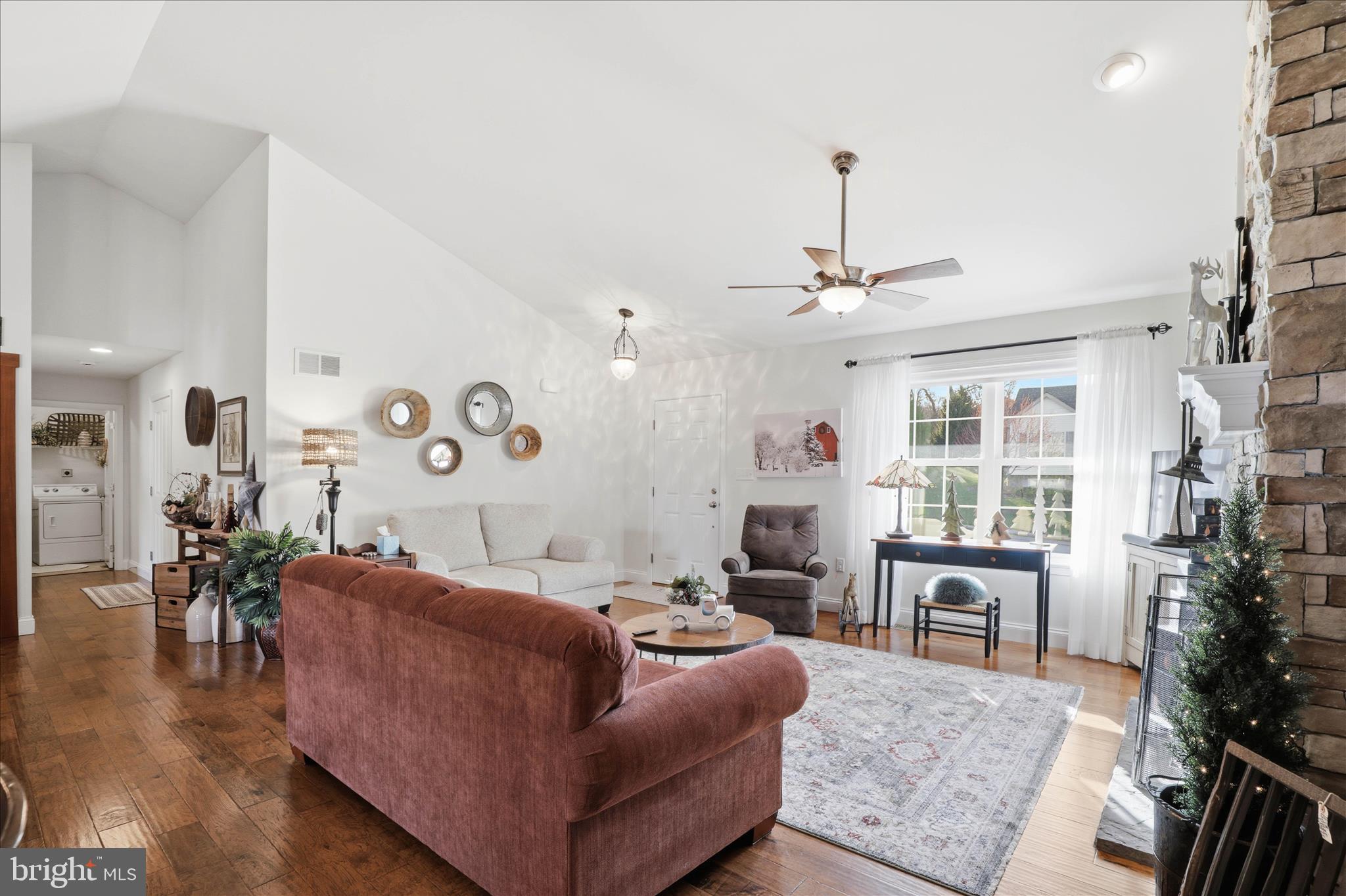 FAIRVILLE HEIGHTS - Residential