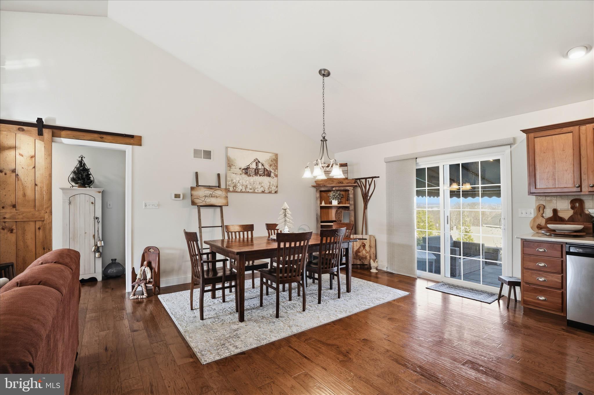 FAIRVILLE HEIGHTS - Residential