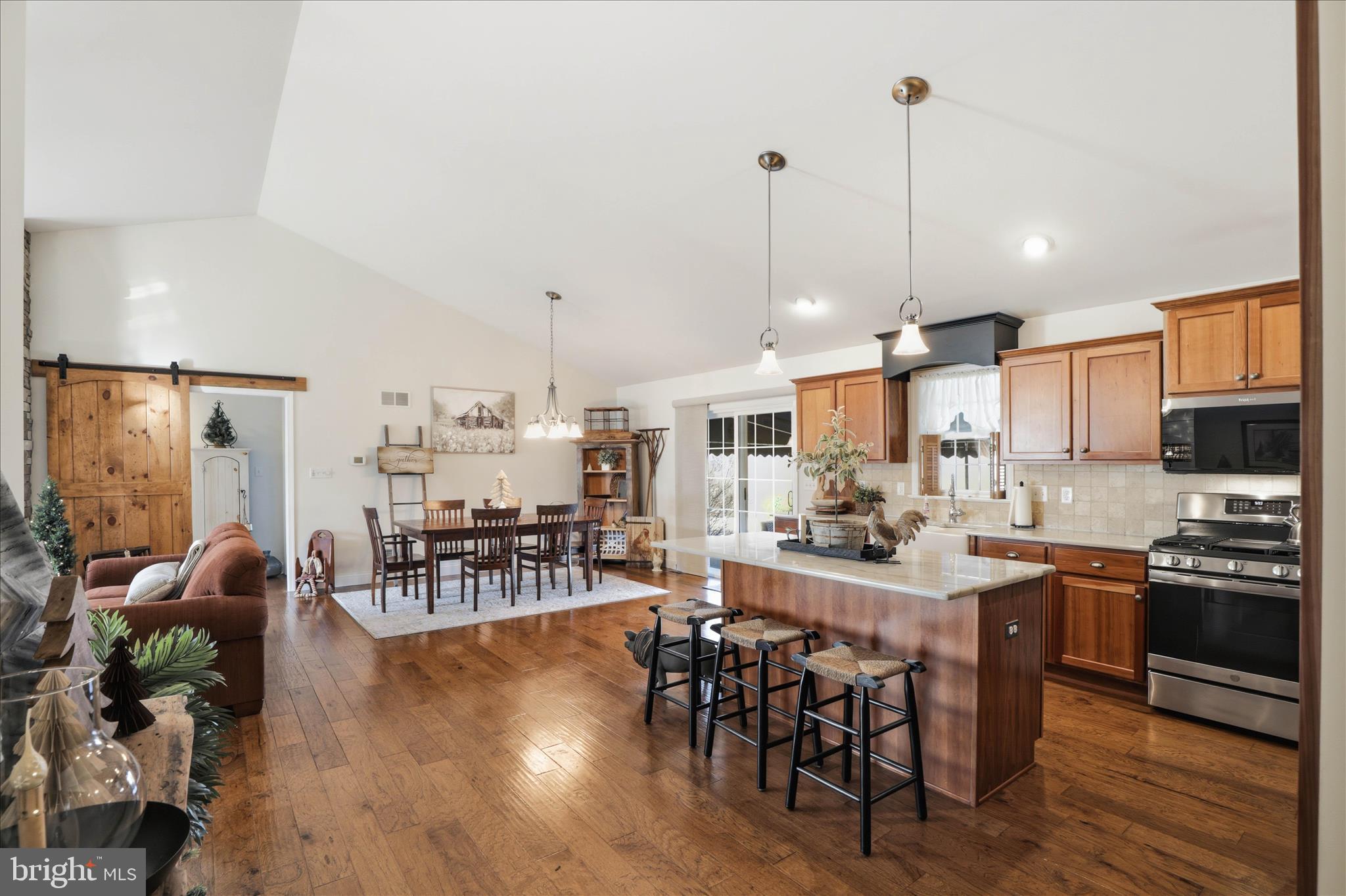 FAIRVILLE HEIGHTS - Residential