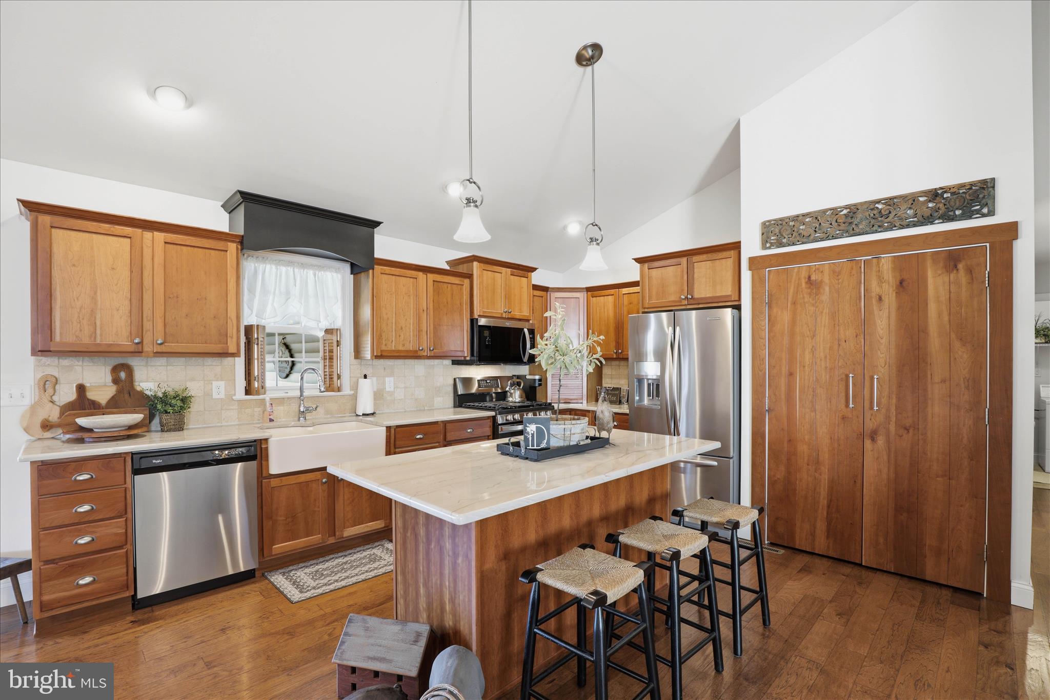 FAIRVILLE HEIGHTS - Residential