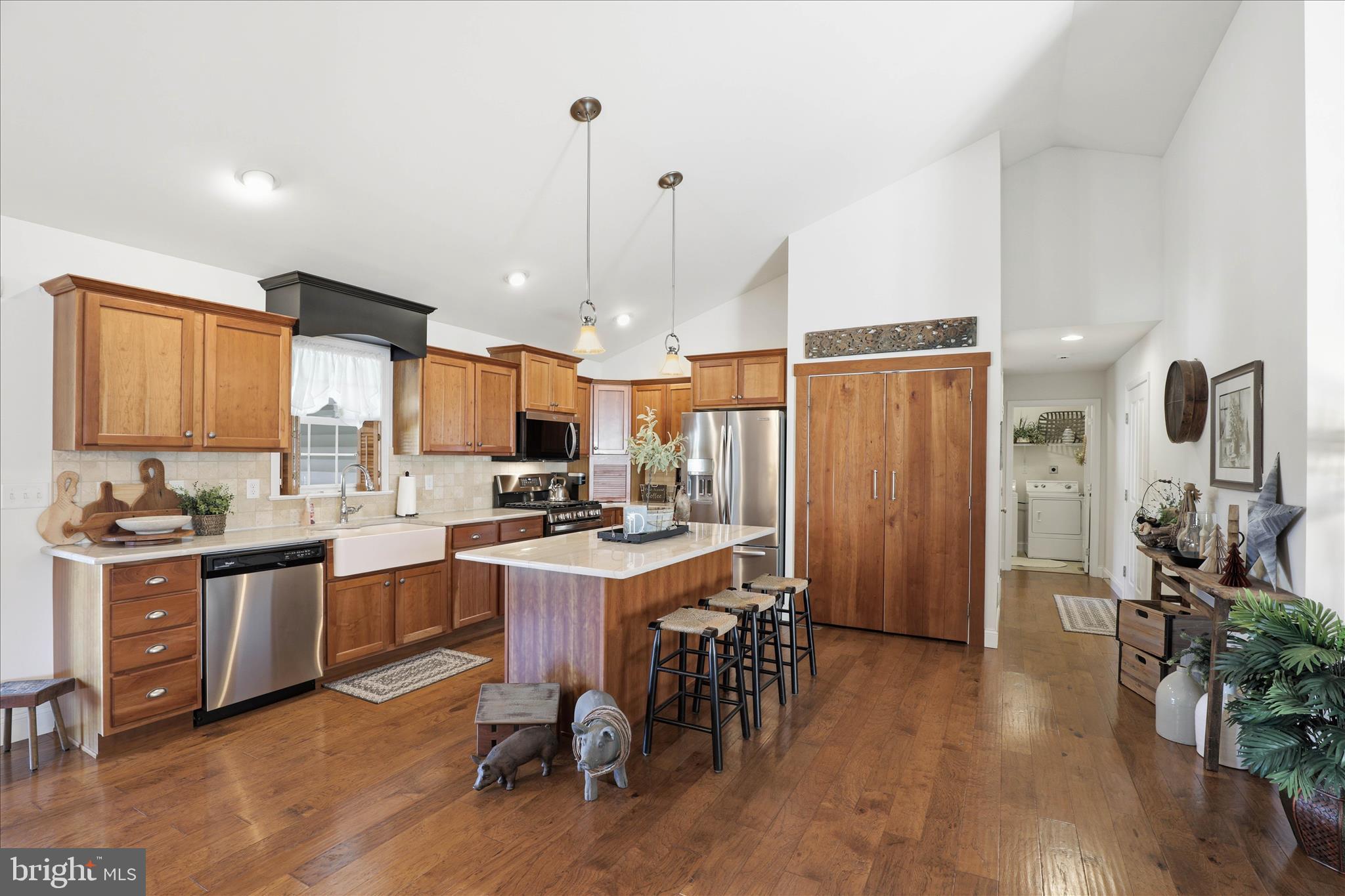 FAIRVILLE HEIGHTS - Residential