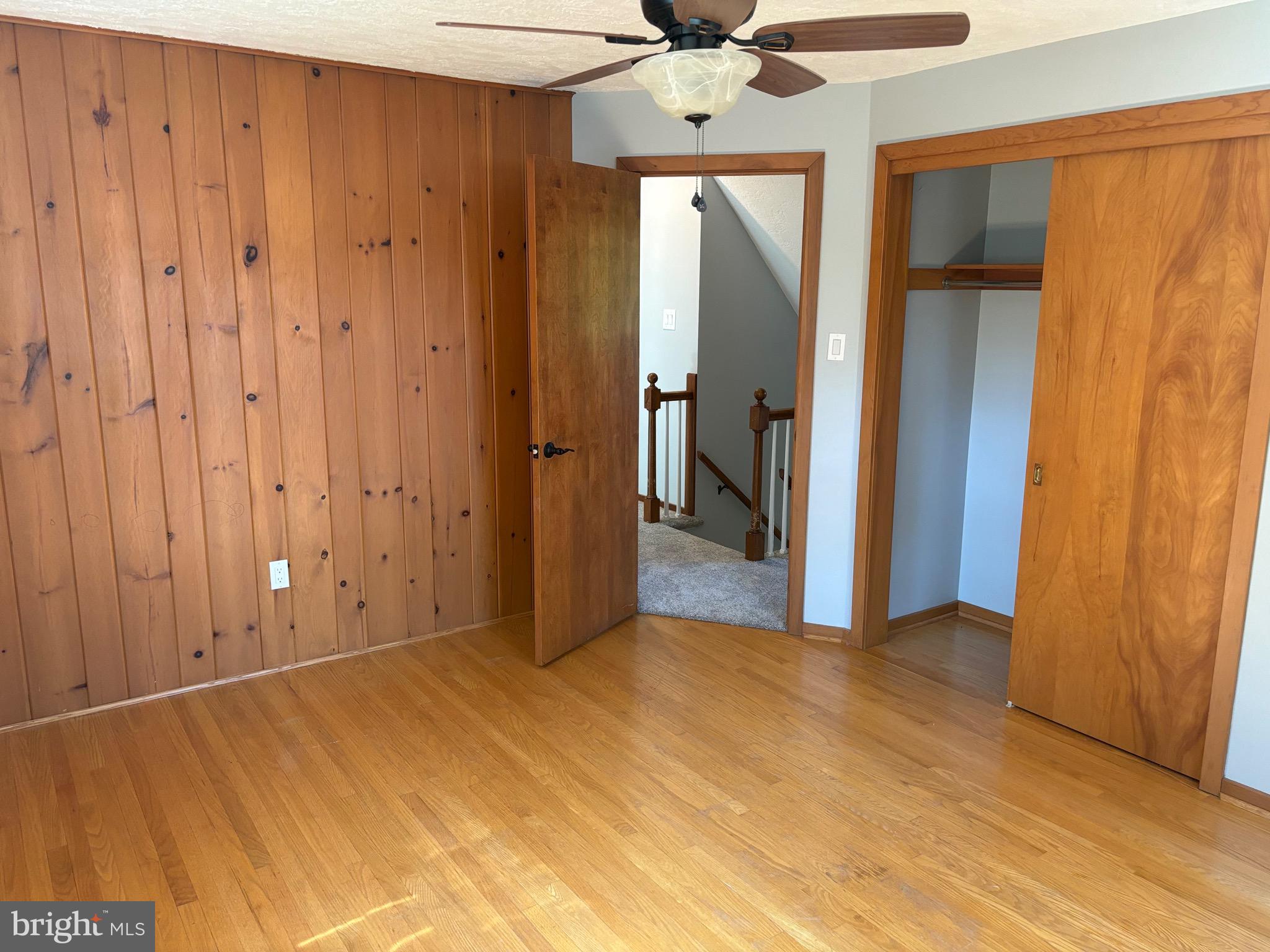 COUNTRY CLUB ESTATES - Residential Lease