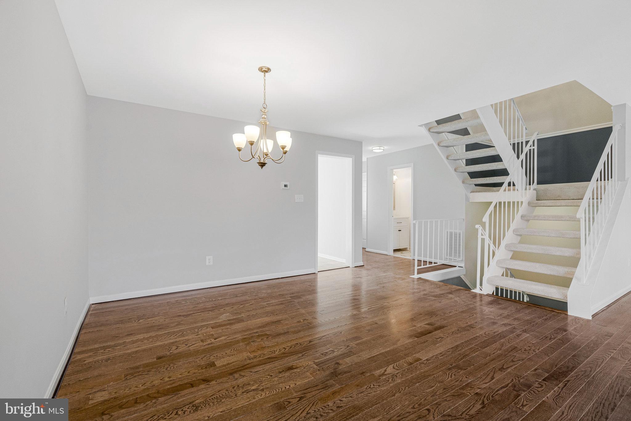 GLEN COVE - Residential