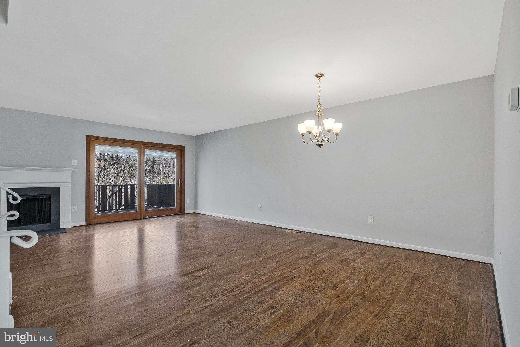 GLEN COVE - Residential