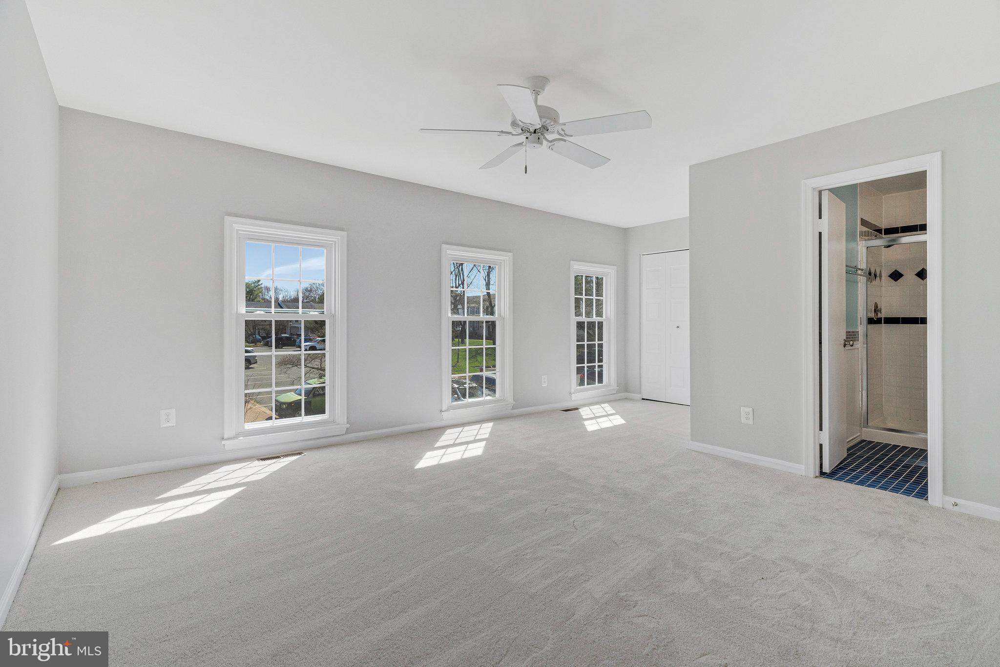 GLEN COVE - Residential