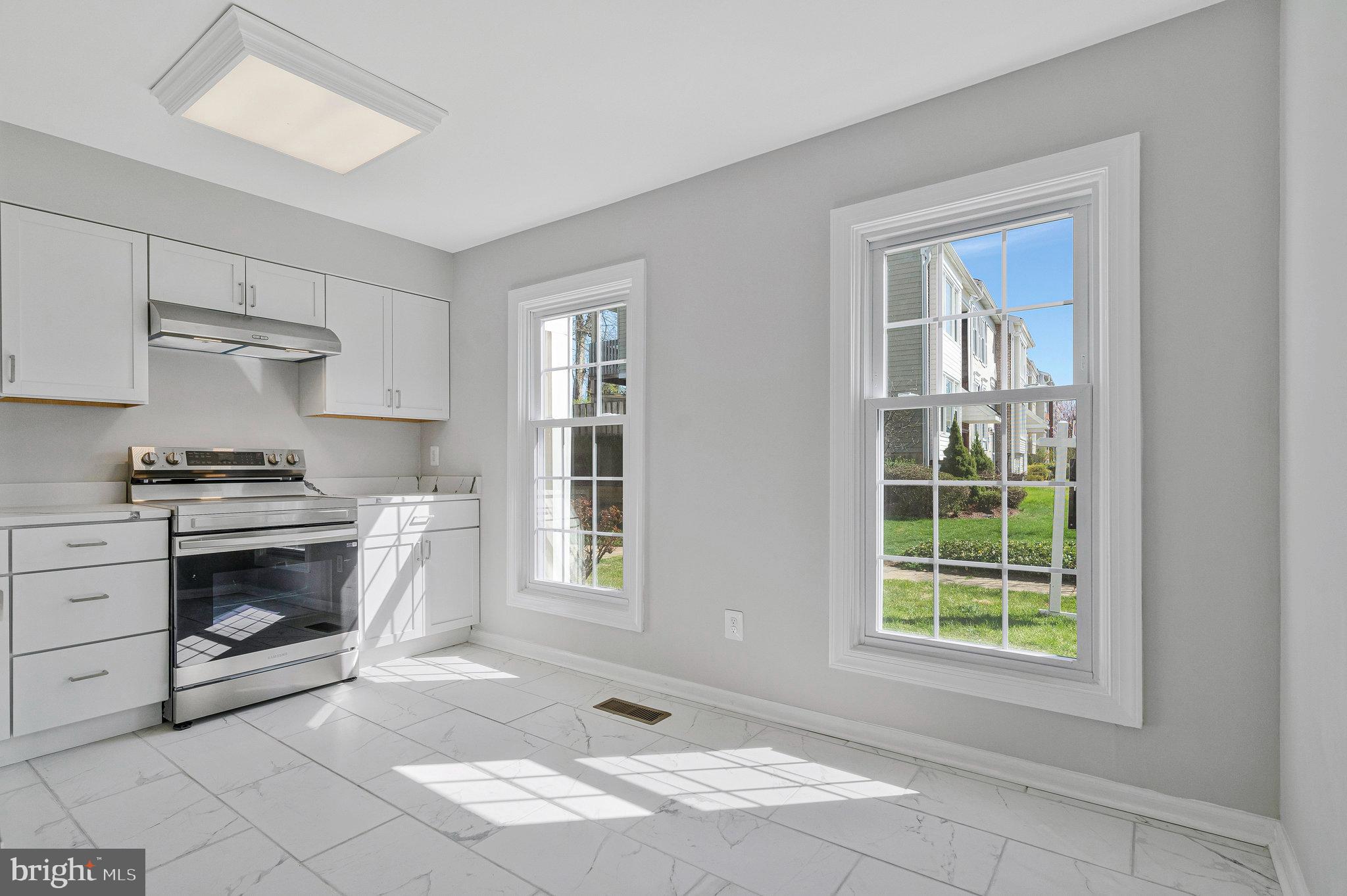 GLEN COVE - Residential