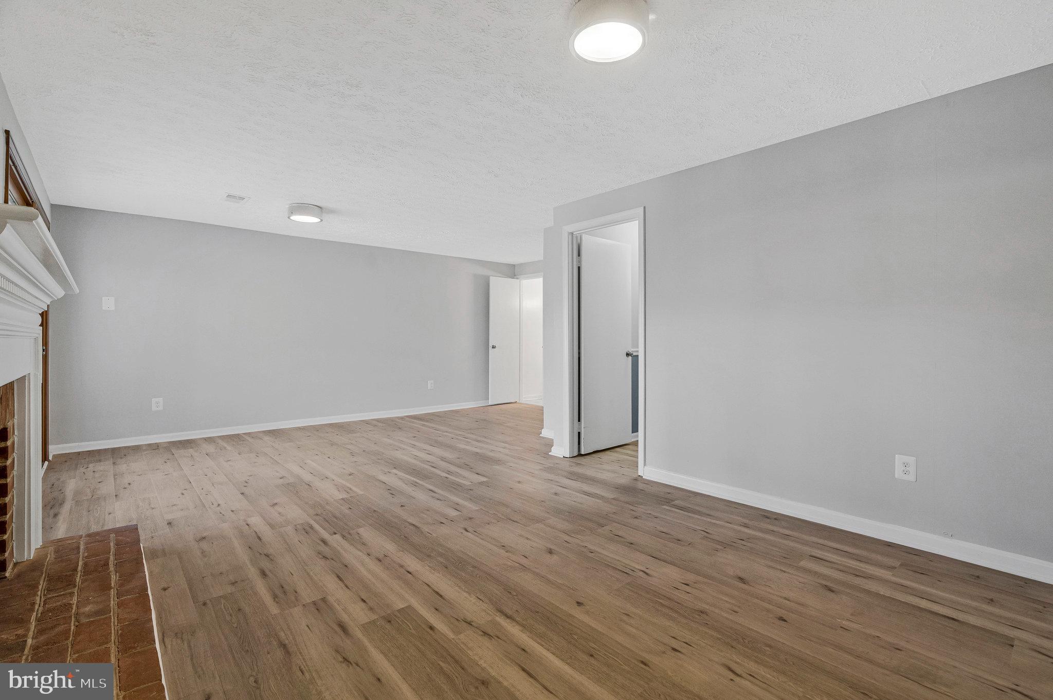 GLEN COVE - Residential