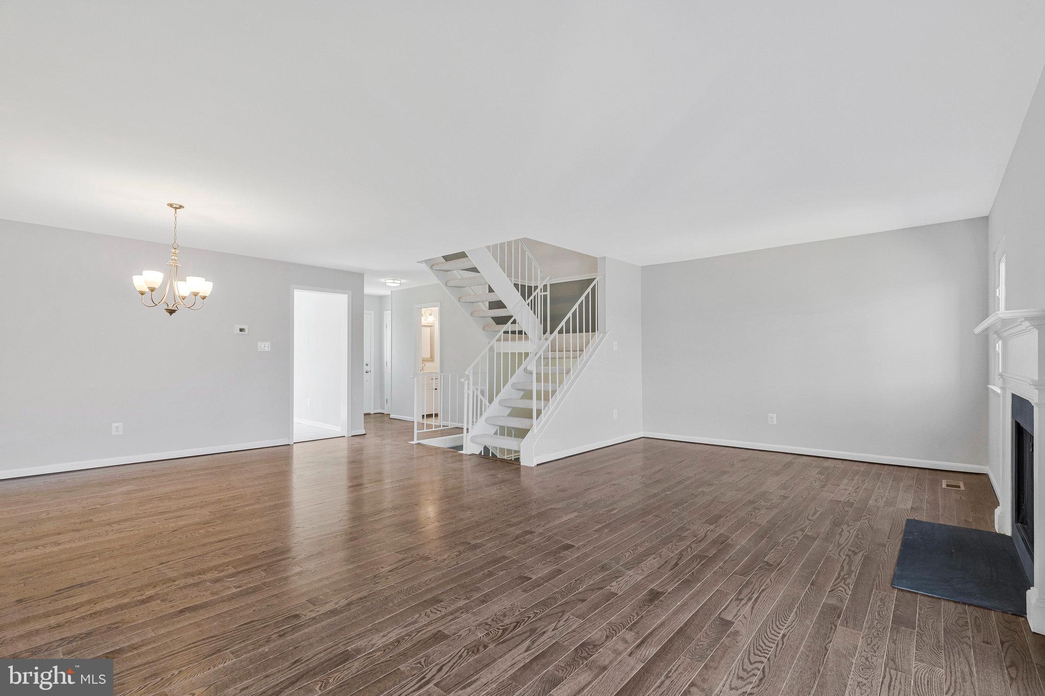 GLEN COVE - Residential