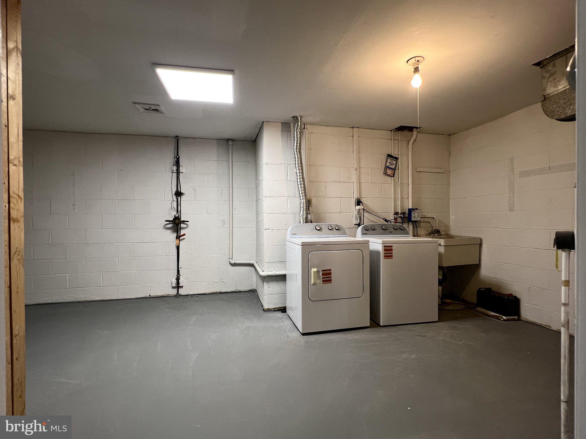 GLEN COVE - Residential