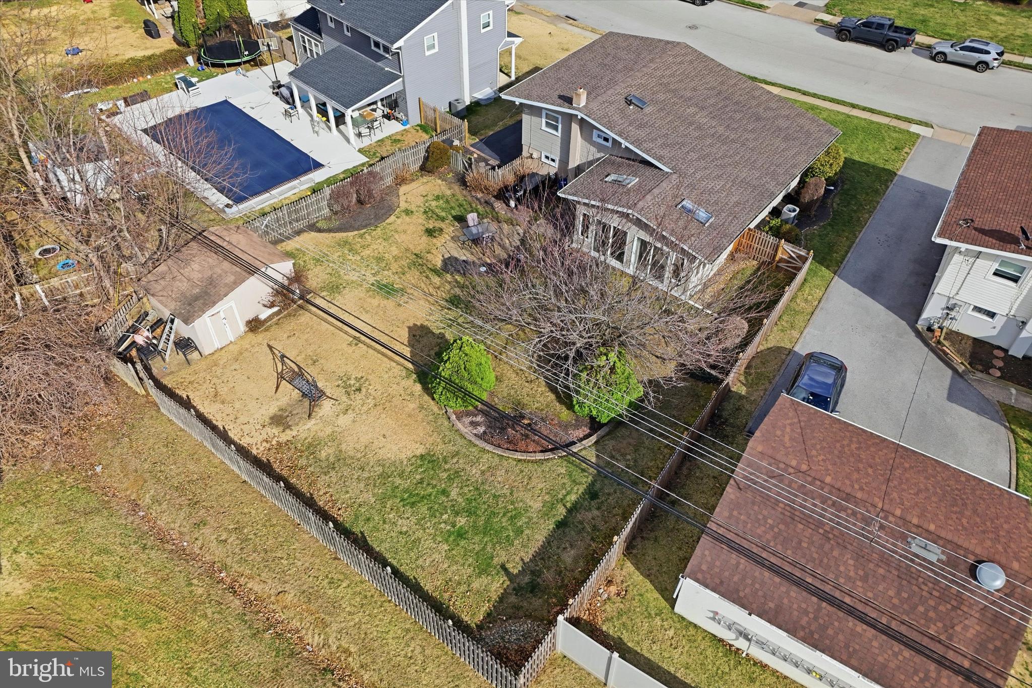 LAWRENCE PARK - Residential