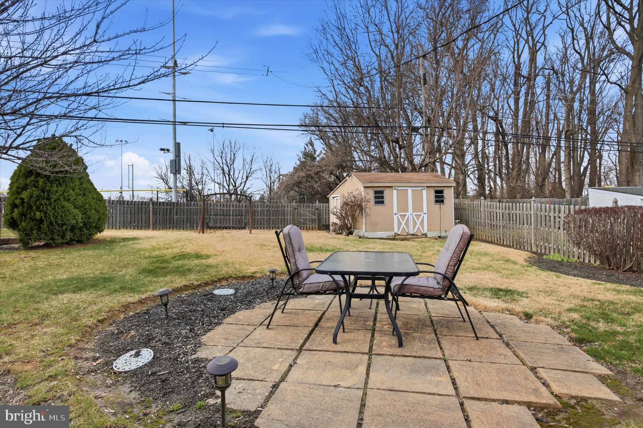 LAWRENCE PARK - Residential