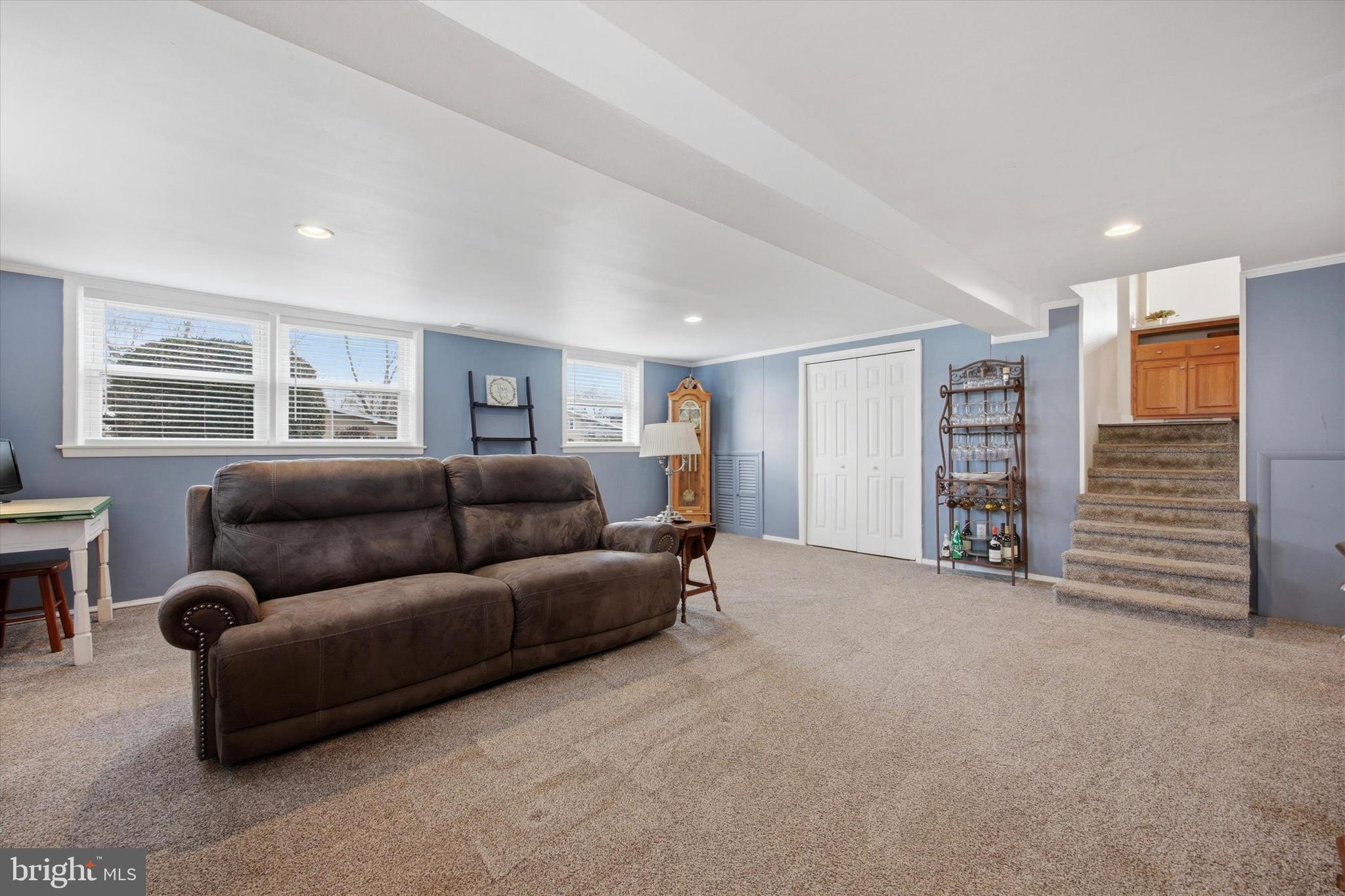 LAWRENCE PARK - Residential