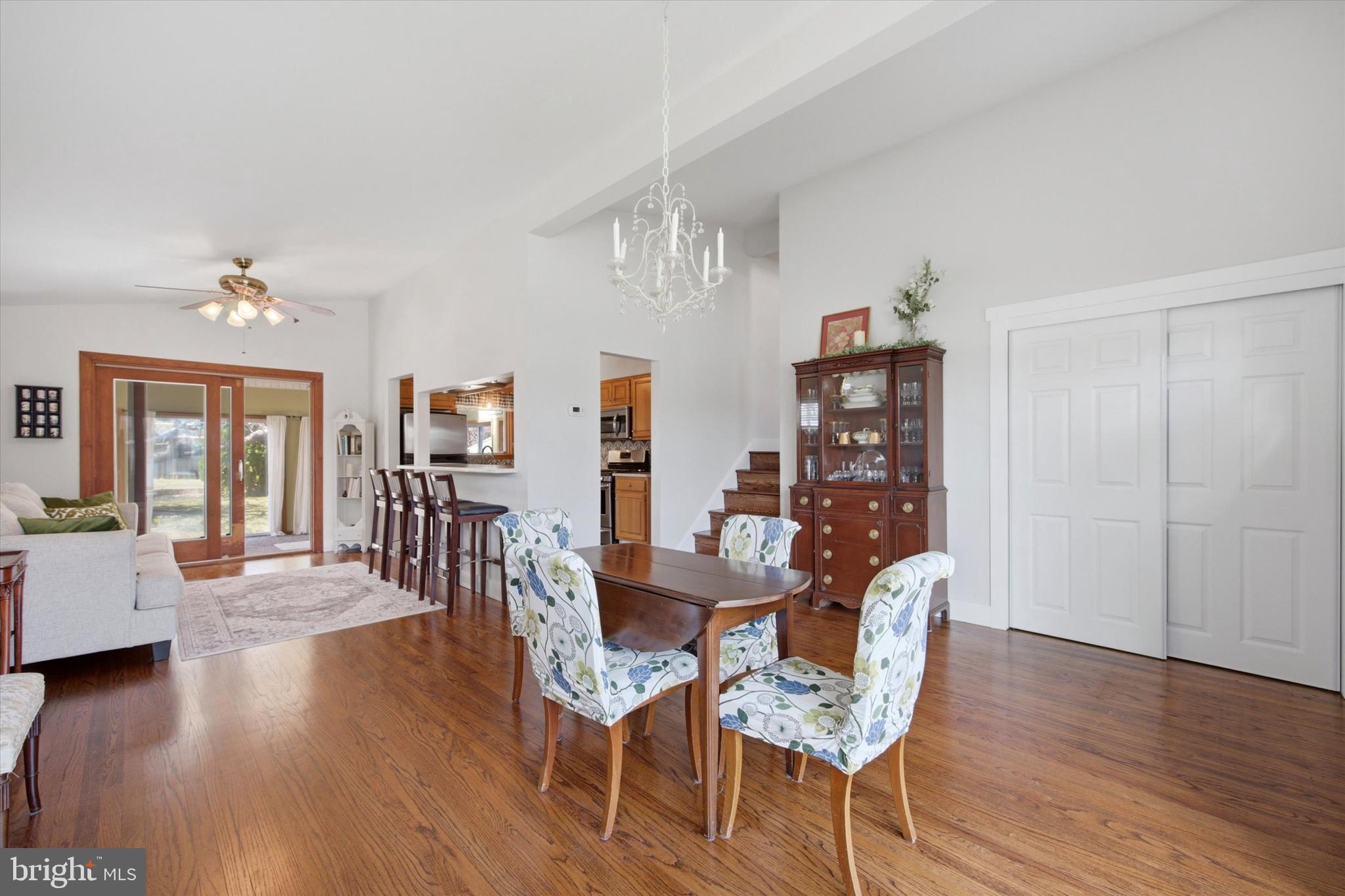 LAWRENCE PARK - Residential