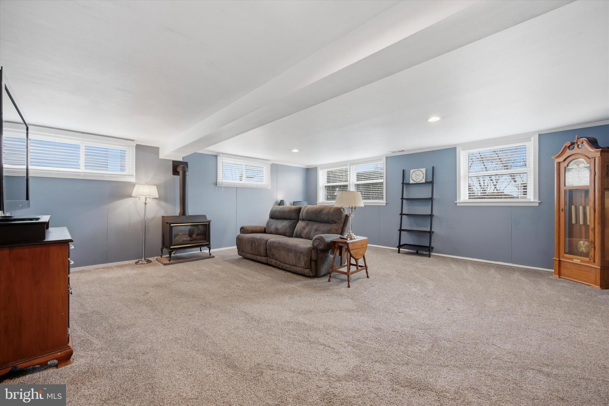 LAWRENCE PARK - Residential