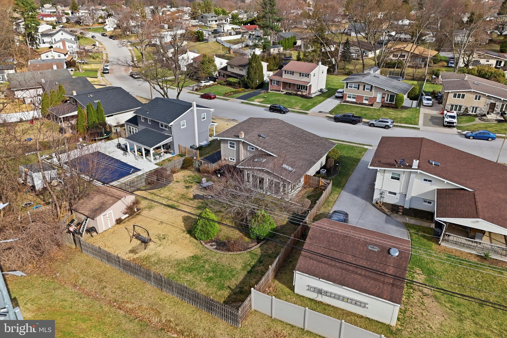 LAWRENCE PARK - Residential