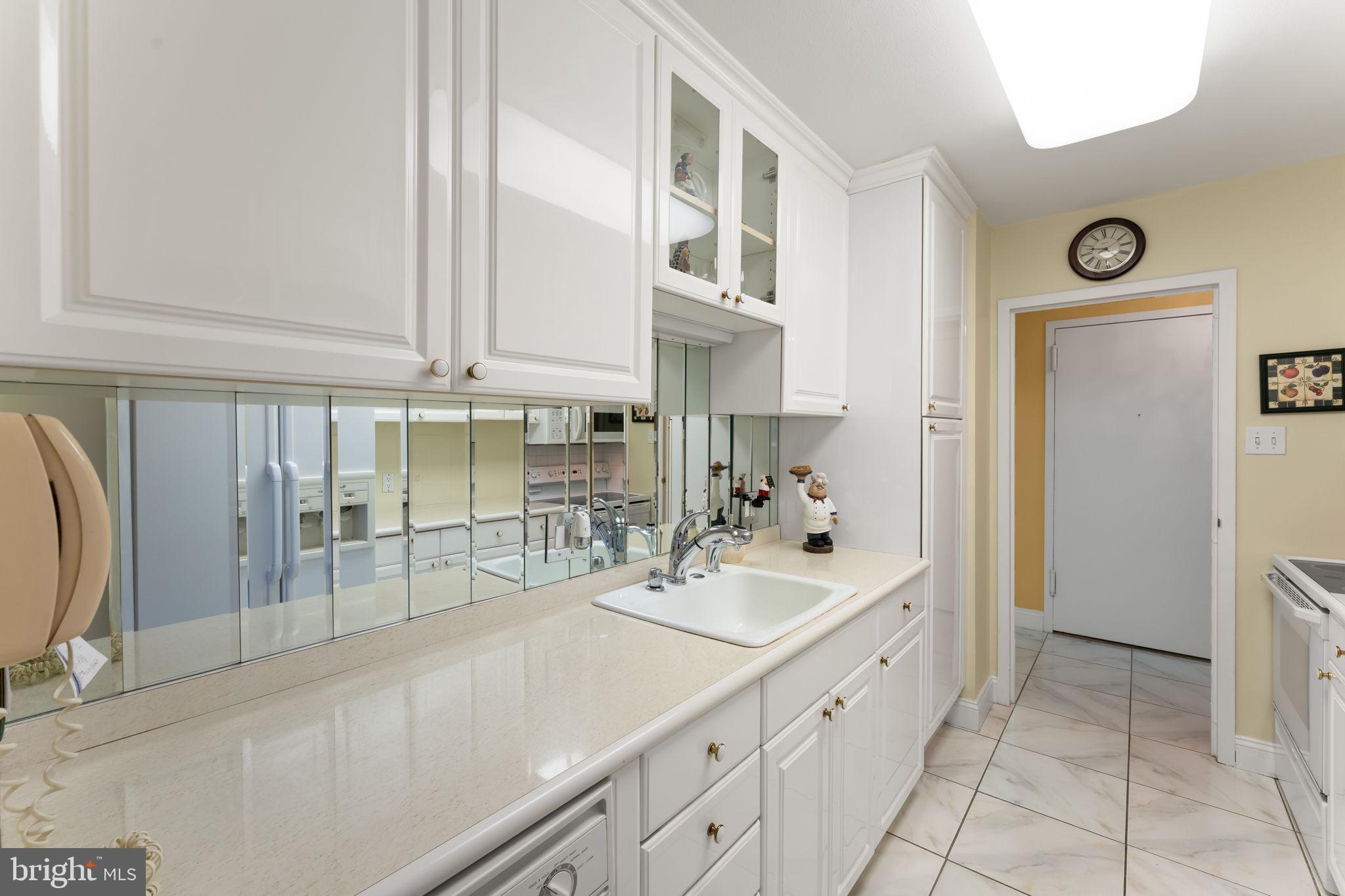 1901 JOHN F KENNEDY BOULEVARD 2409-10