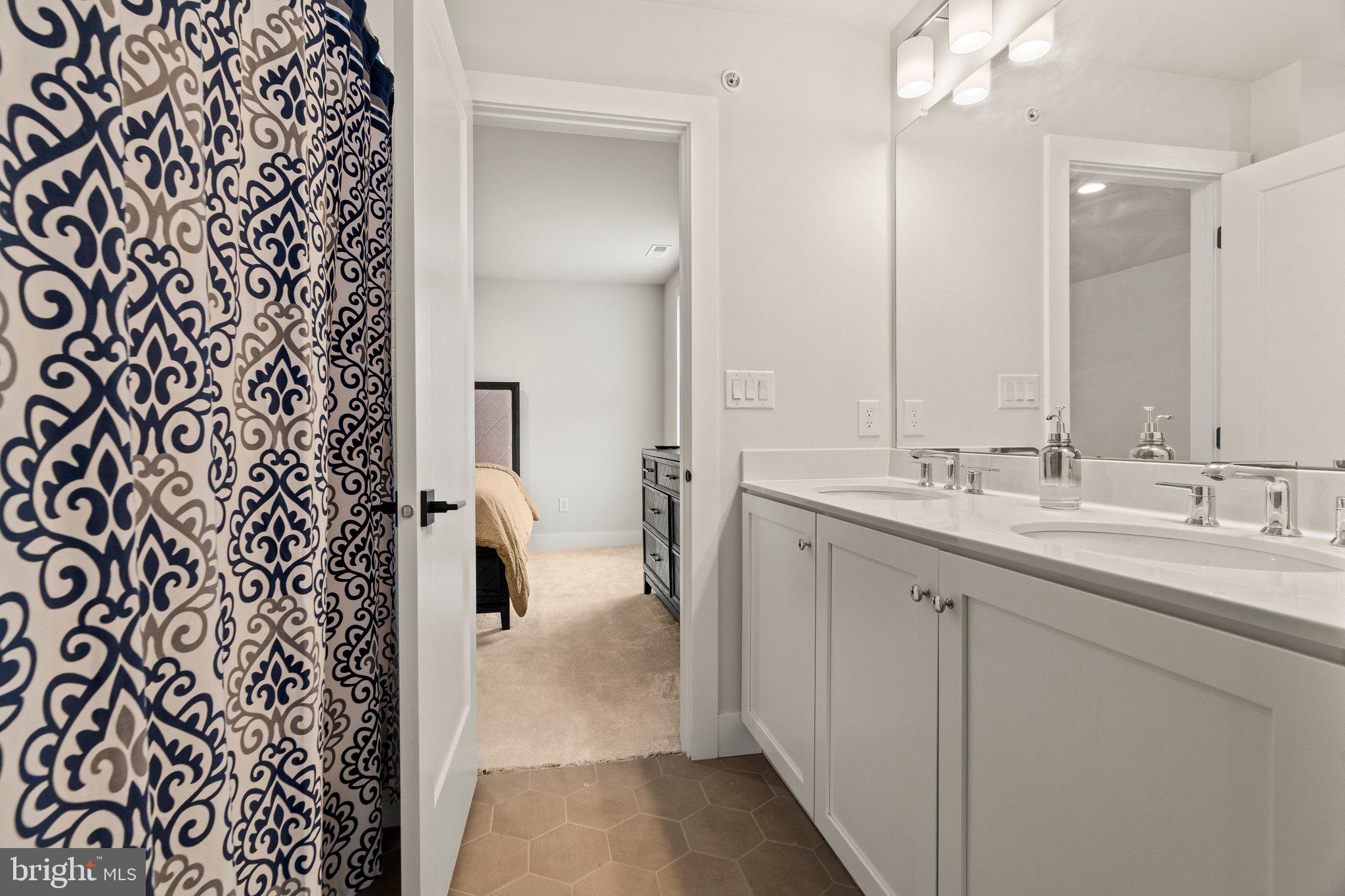 STONEBROOK AT UPPER MERION - Residential