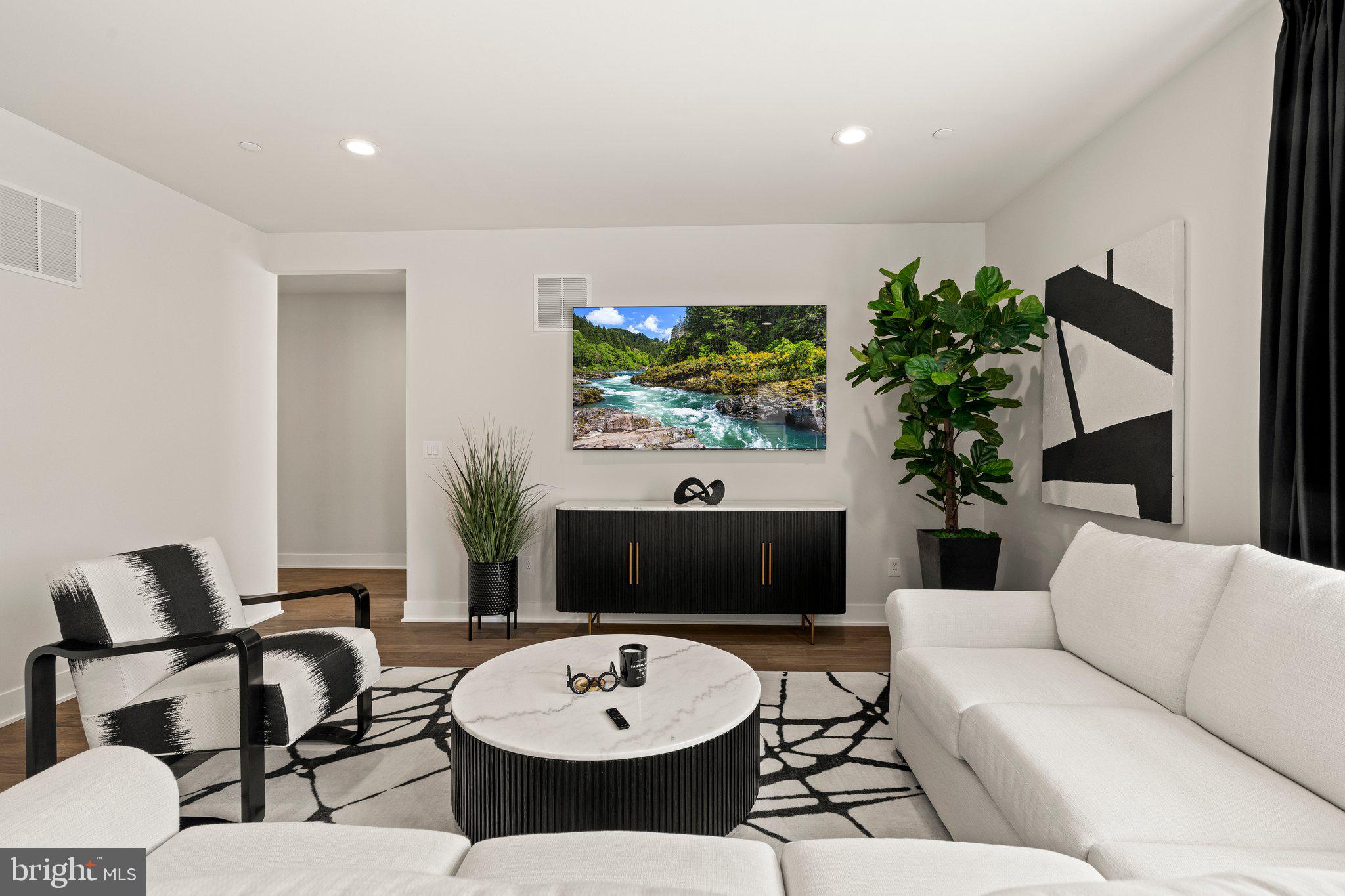 STONEBROOK AT UPPER MERION - Residential