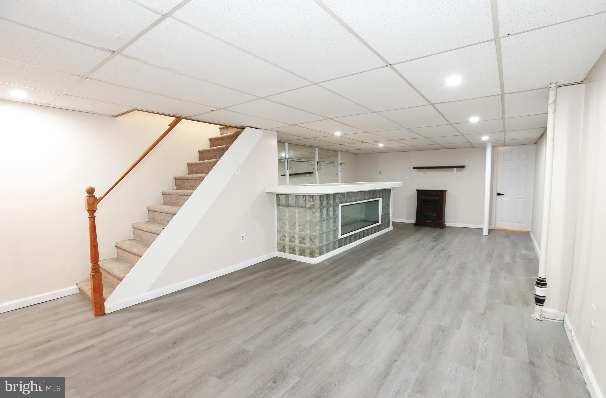 PHILADELPHIA (NORTHEAST) - Residential