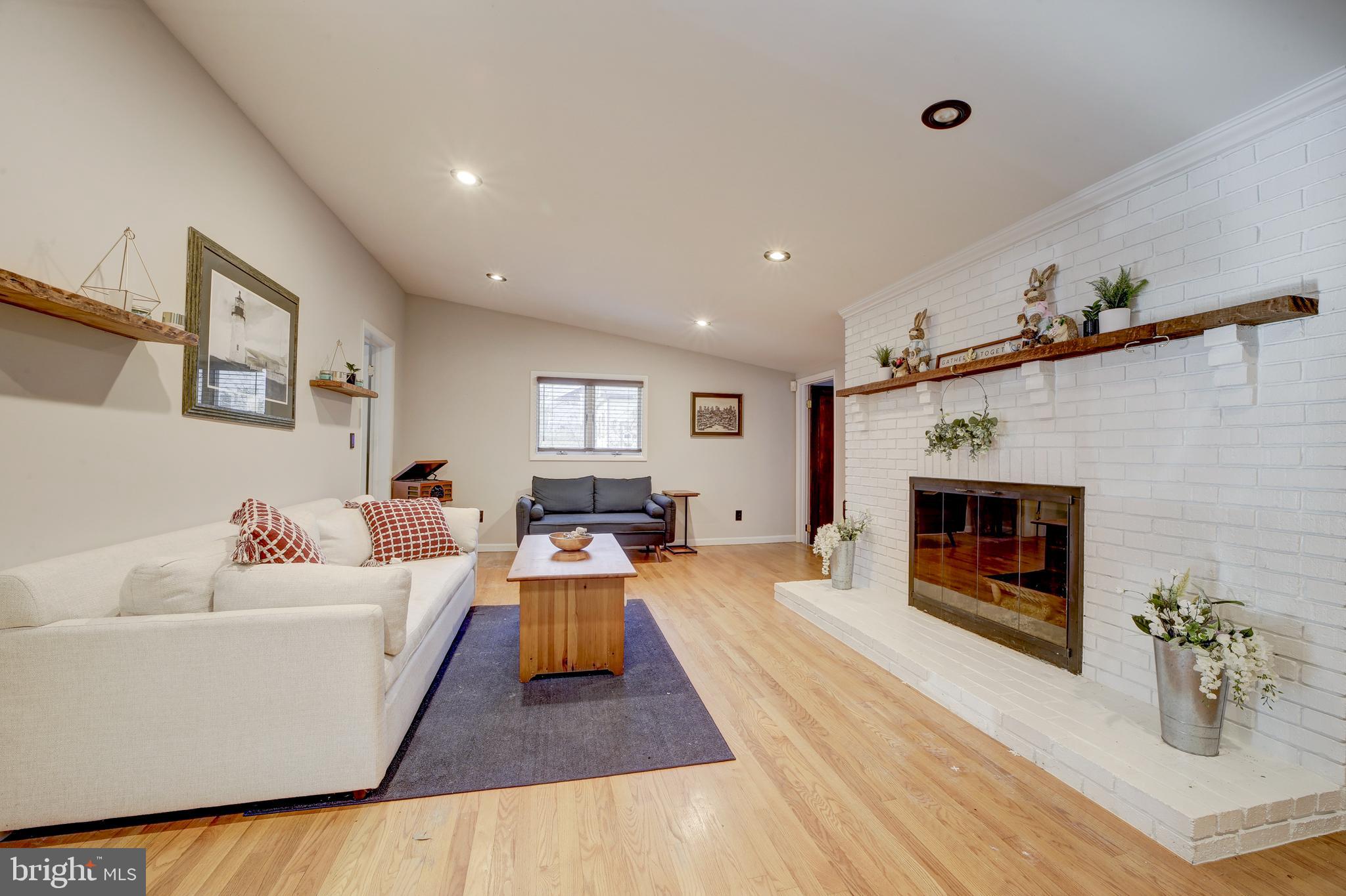 PINEY CREEK ESTATES - Residential Lease