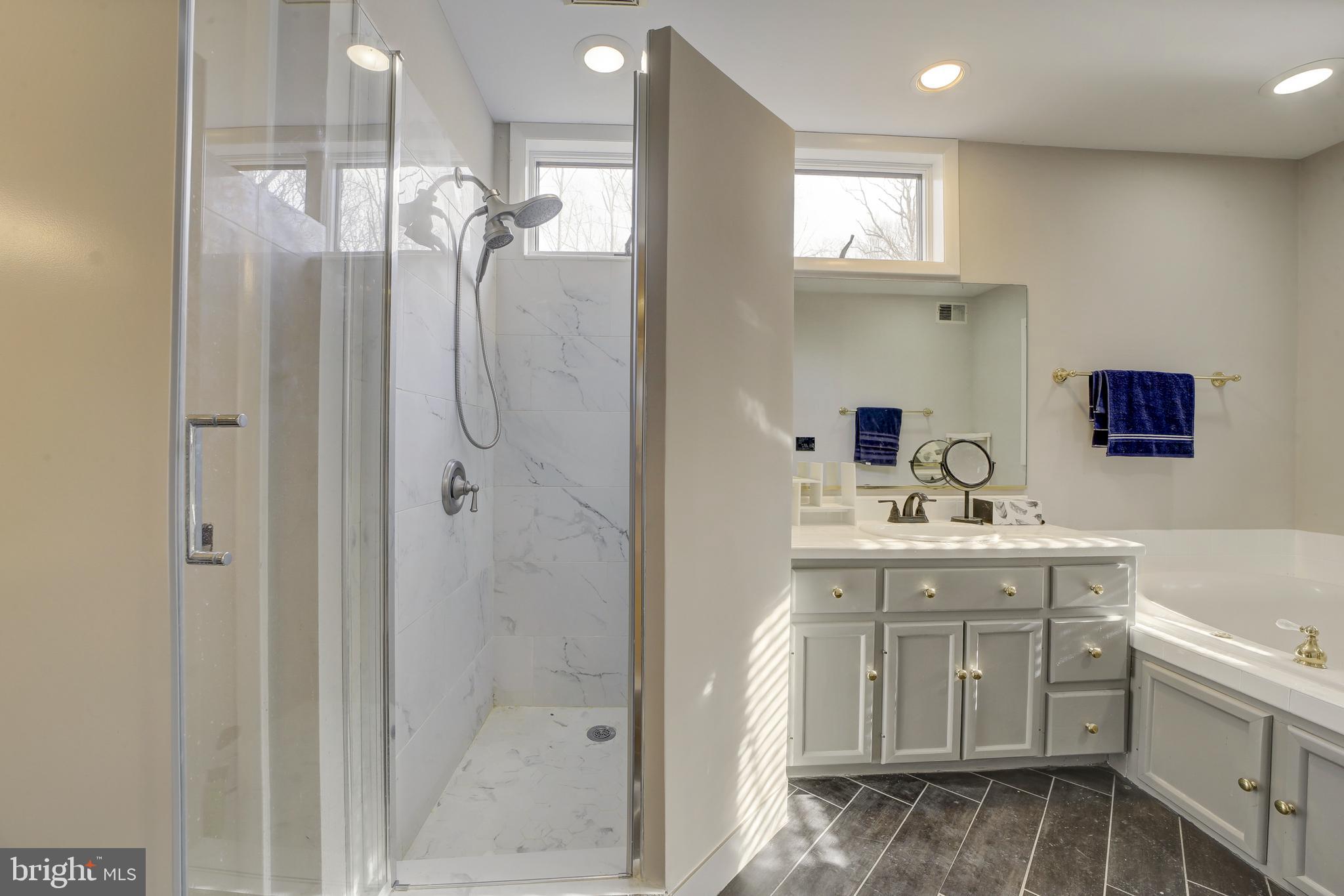 PINEY CREEK ESTATES - Residential Lease