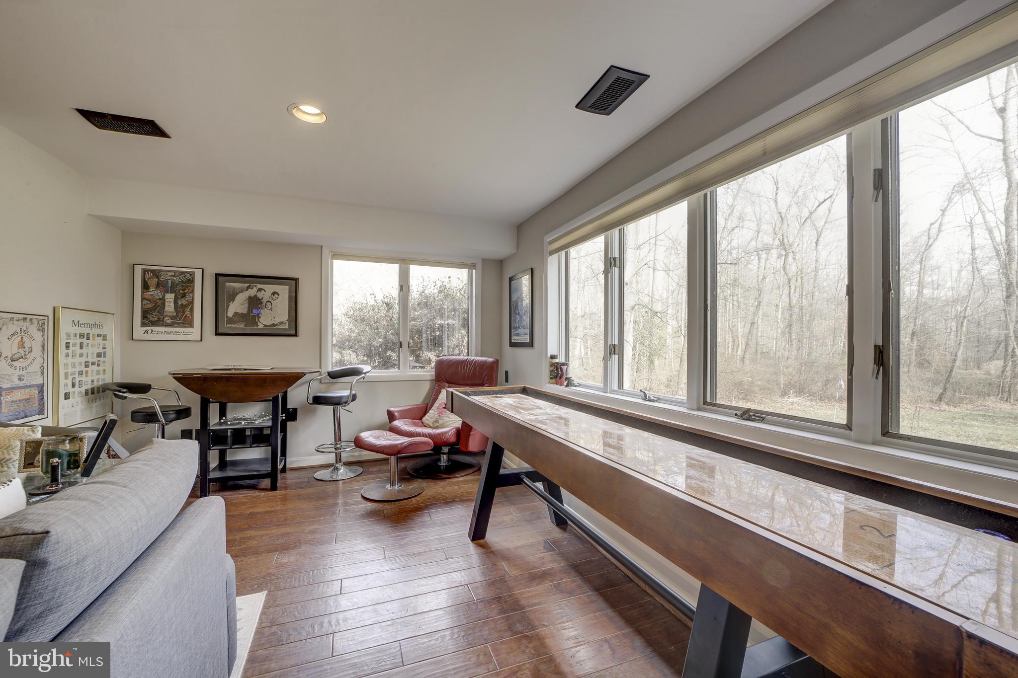 PINEY CREEK ESTATES - Residential Lease