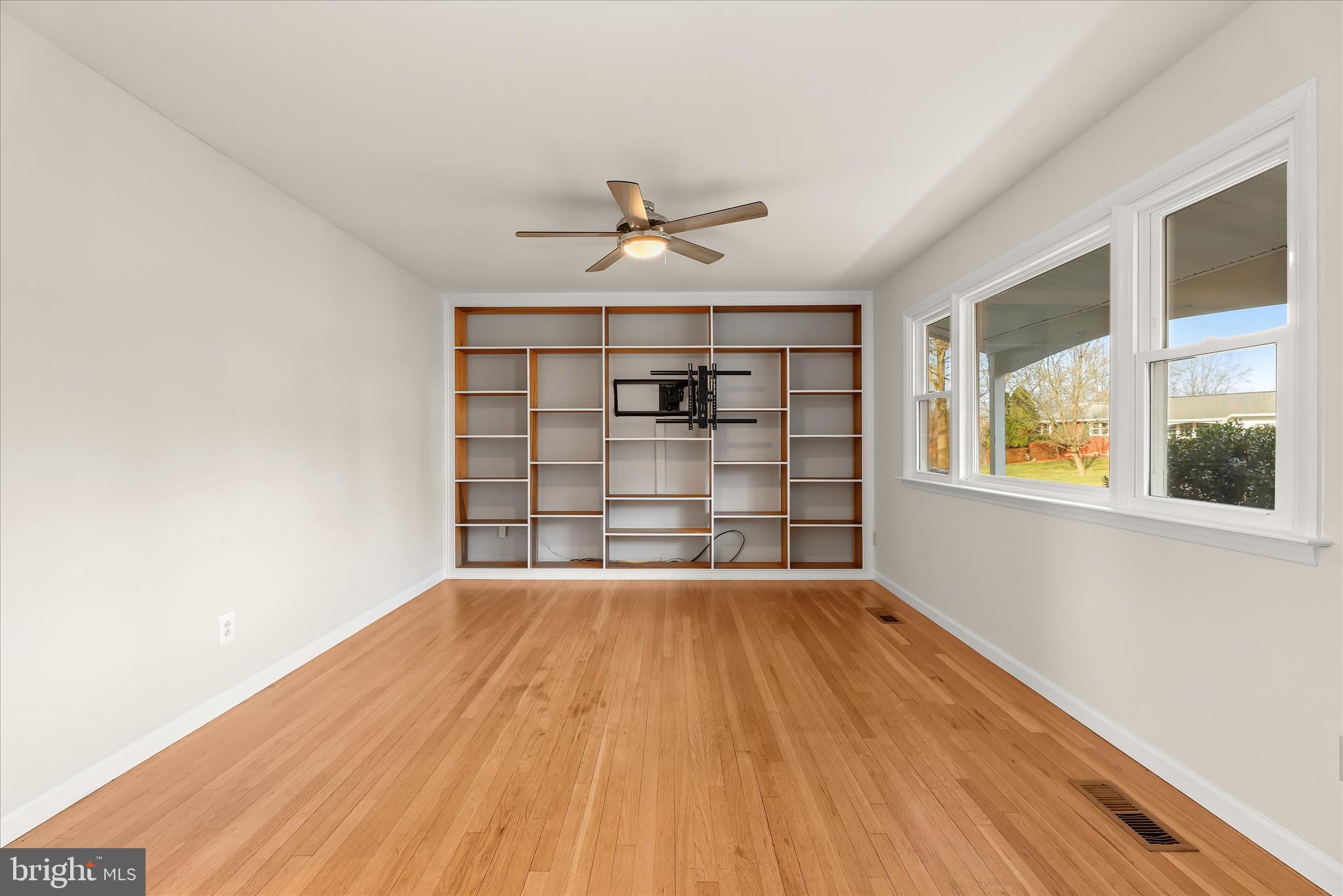 HEATHER HEIGHTS - Residential