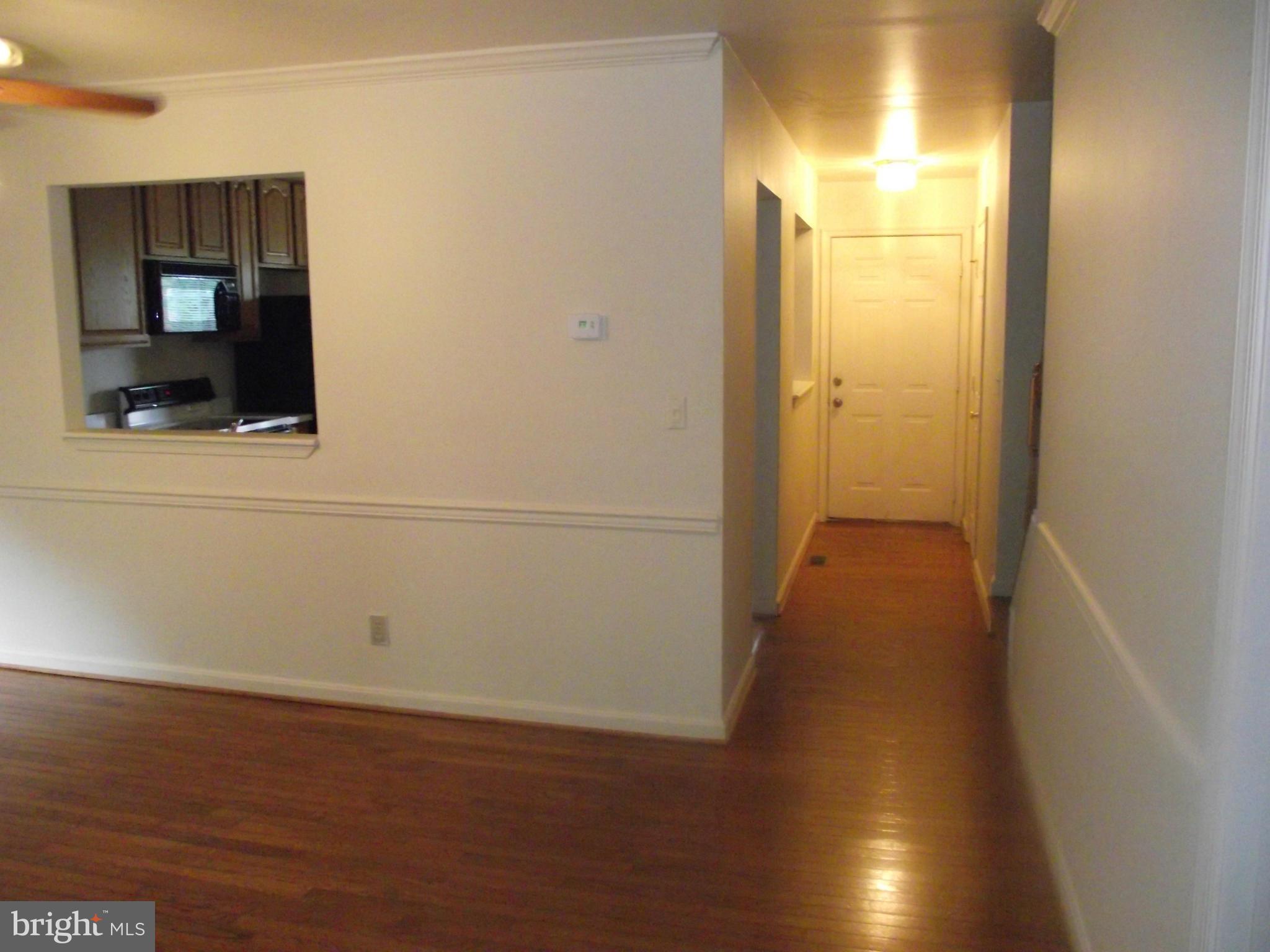 HAMPTON OAKS - Residential Lease