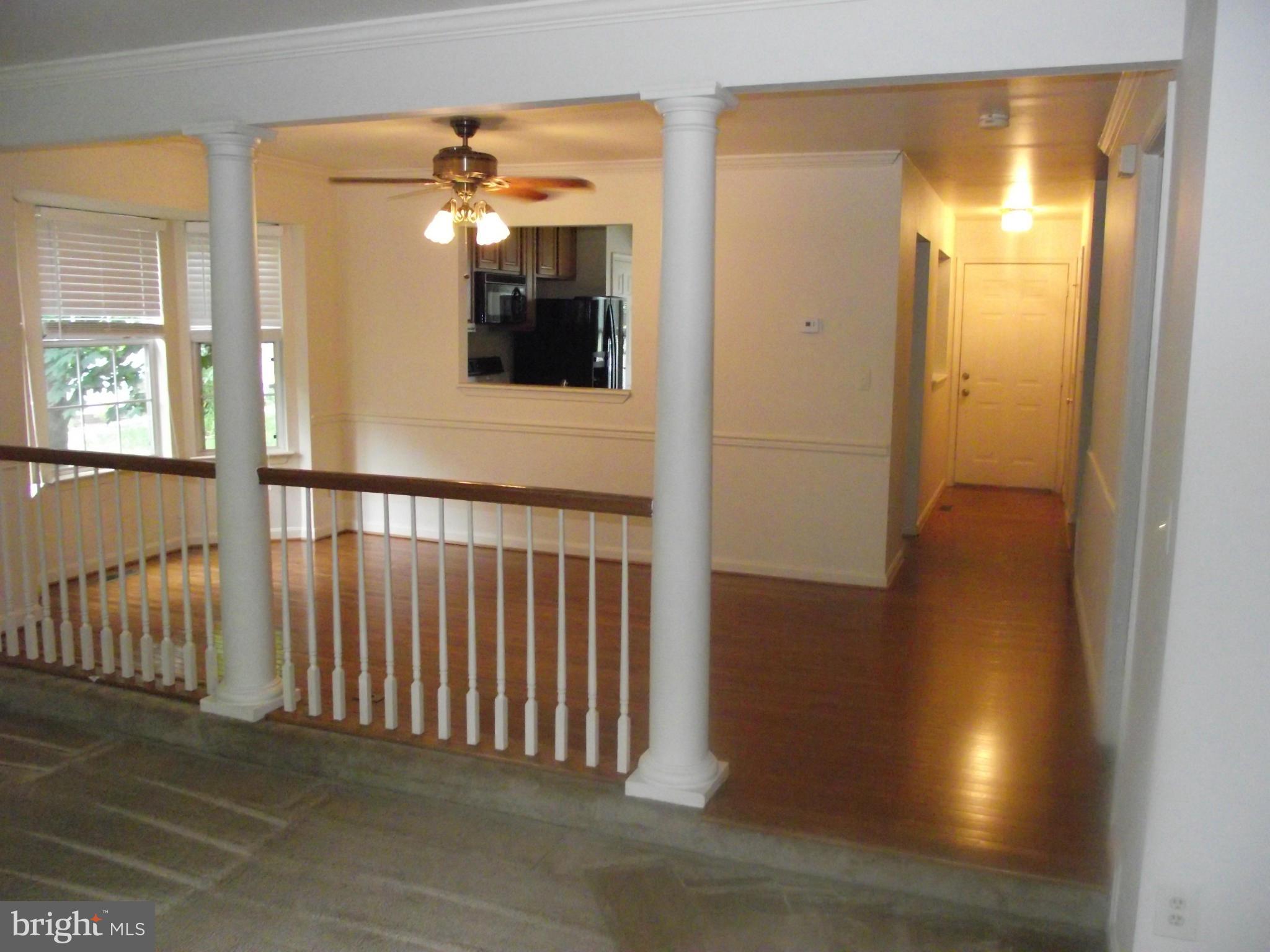 HAMPTON OAKS - Residential Lease