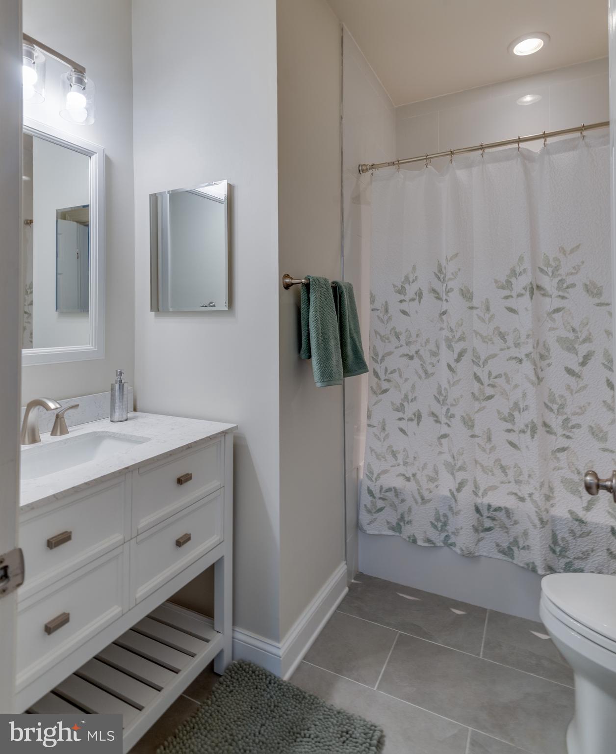 LEONARDTOWN LANDING - Residential